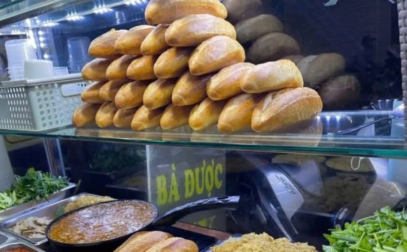 Vụ 175 người ăn bánh mì Bà Được, ngộ độc: 4 mẫu bệnh phẩm dương tính với Salmonella - Ảnh 1.
