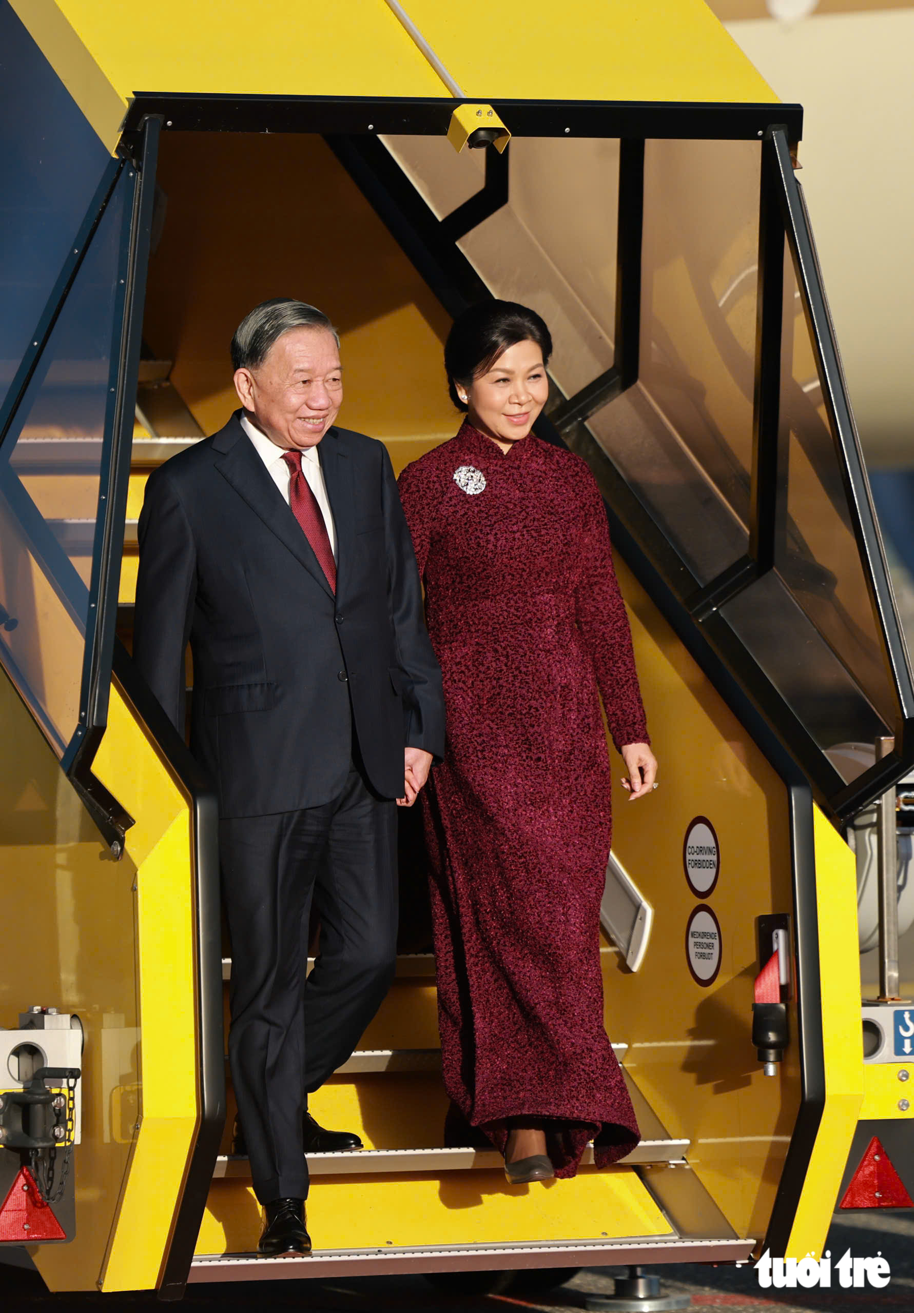 Vietnam's top leader arrives in Copenhagen, beginning state visit to Denmark- Ảnh 2.