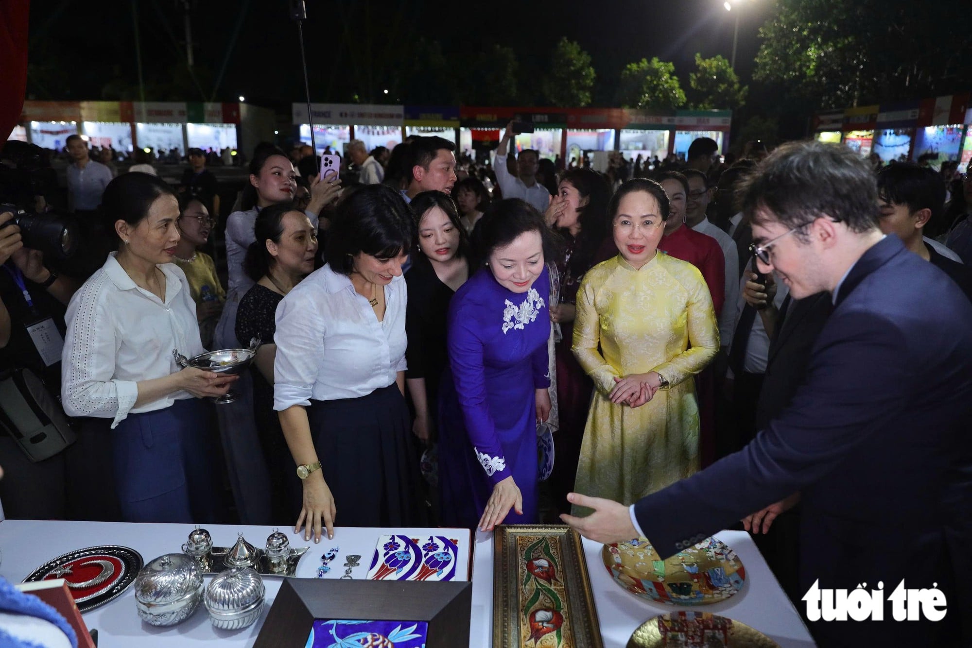 2nd World Cultural Festival opens in Hanoi with 50 countries, international organizations taking part- Ảnh 4.