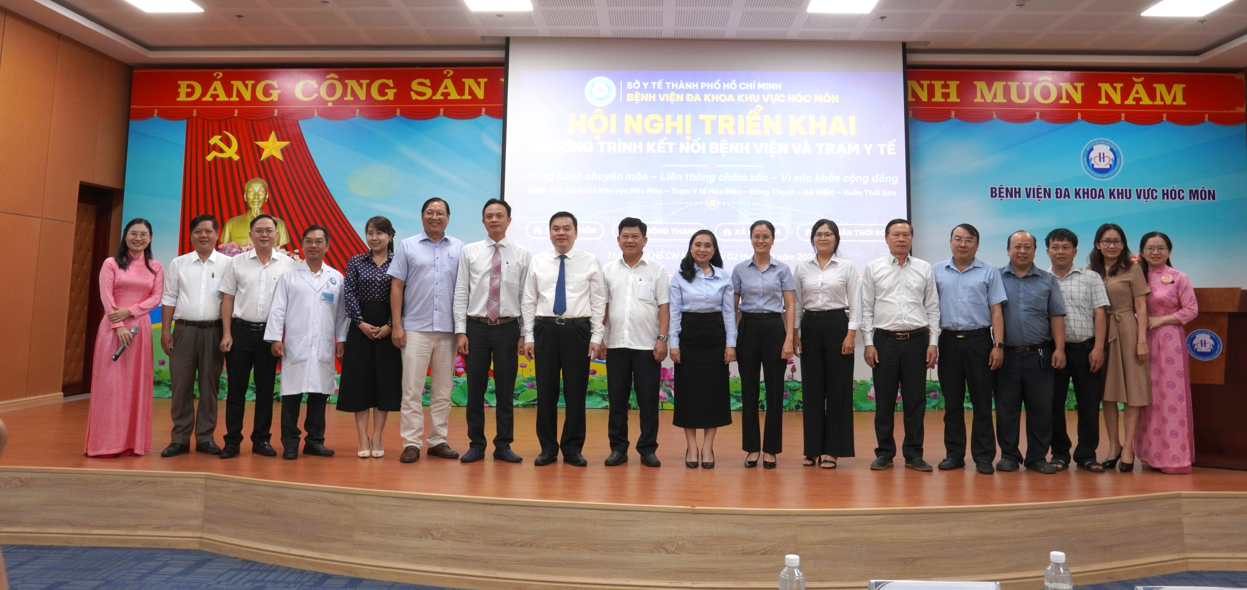 Bệnh viện Đa khoa khu vực Hóc Môn 'tiếp sức' 4 trạm y tế địa phương — ảnh 4