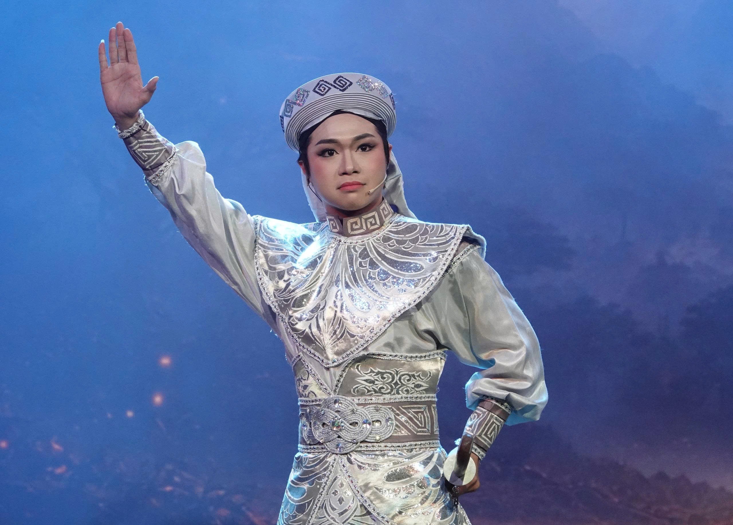 2 ngày 1 đêm không có Trường Giang, Trái tim quái thú của Brad Pitt đối đầu Trại buôn người - Ảnh 6.