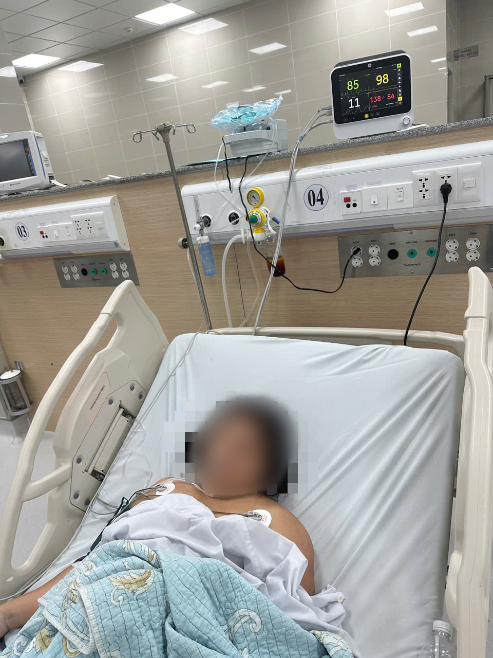 Giành lại sự sống cho sản phụ 30 tuần bị Tiền sản giật trong đêm nguy kịch - Ảnh 1.