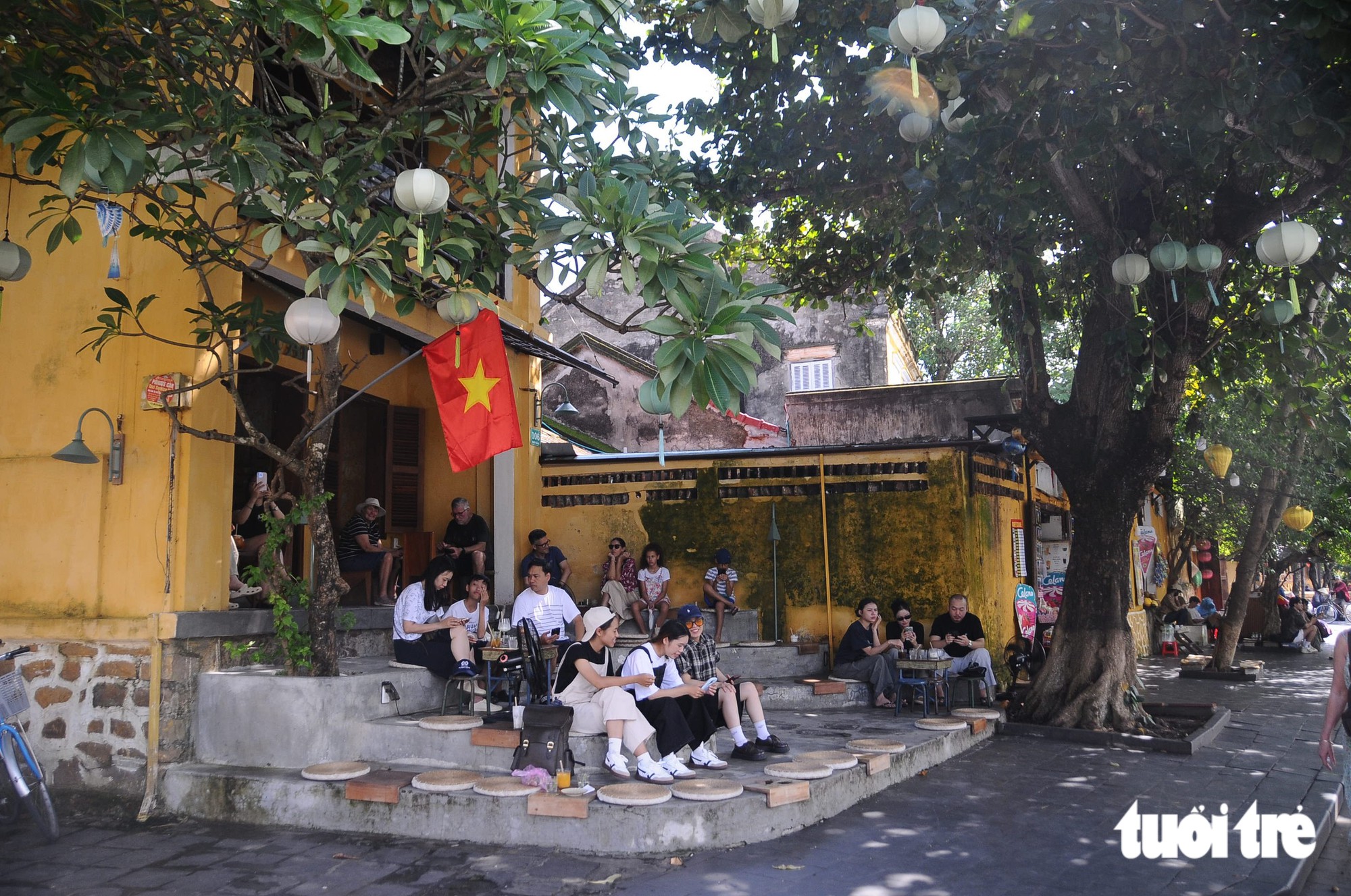 Phố cổ Hội An 'vắng chi mà vắng, không hiểu vì sao' - Ảnh 11.
