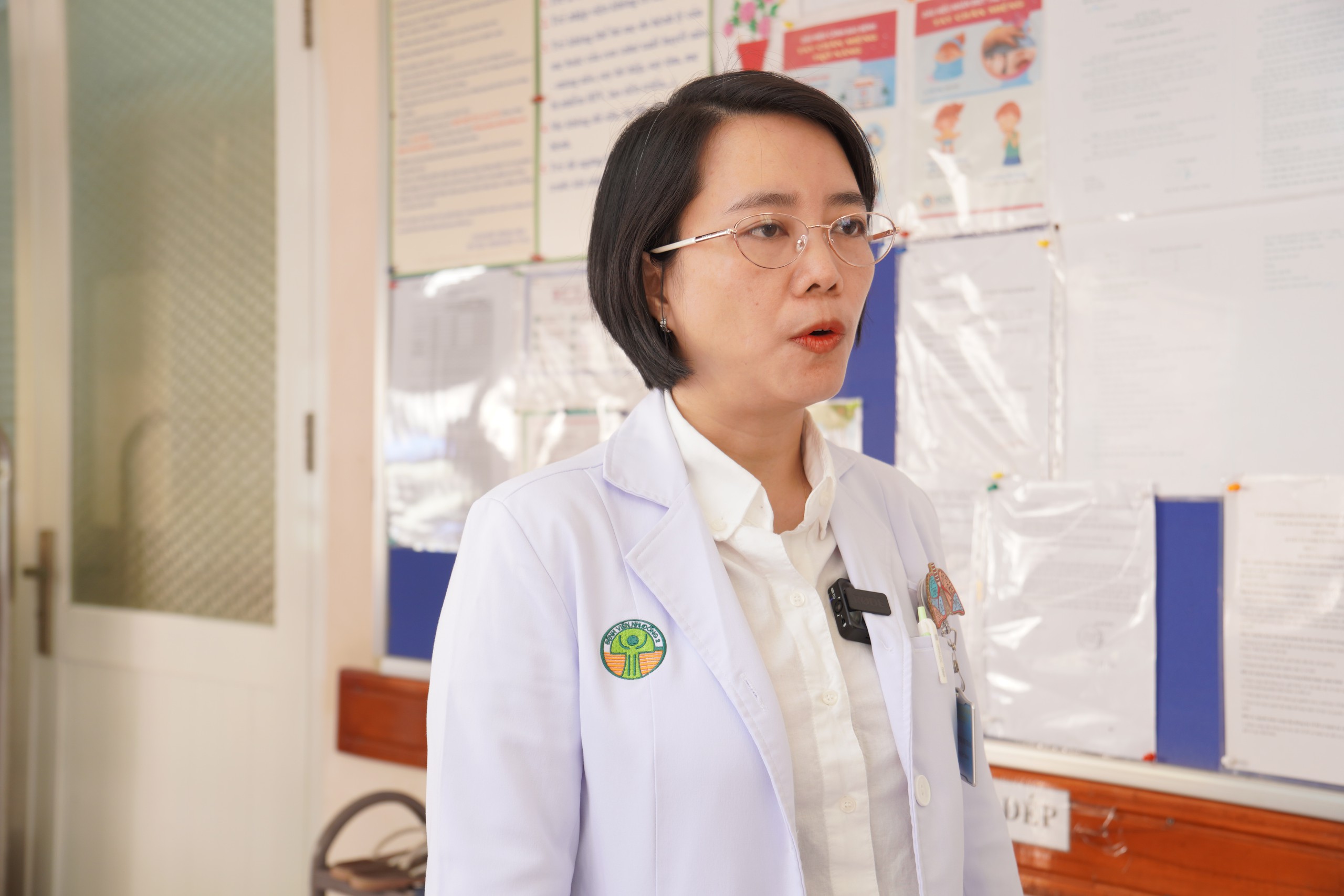 Trẻ mắc bệnh đường hô hấp nhập viện tăng, có trẻ gặp biến chứng viêm phổi  - Ảnh 7.