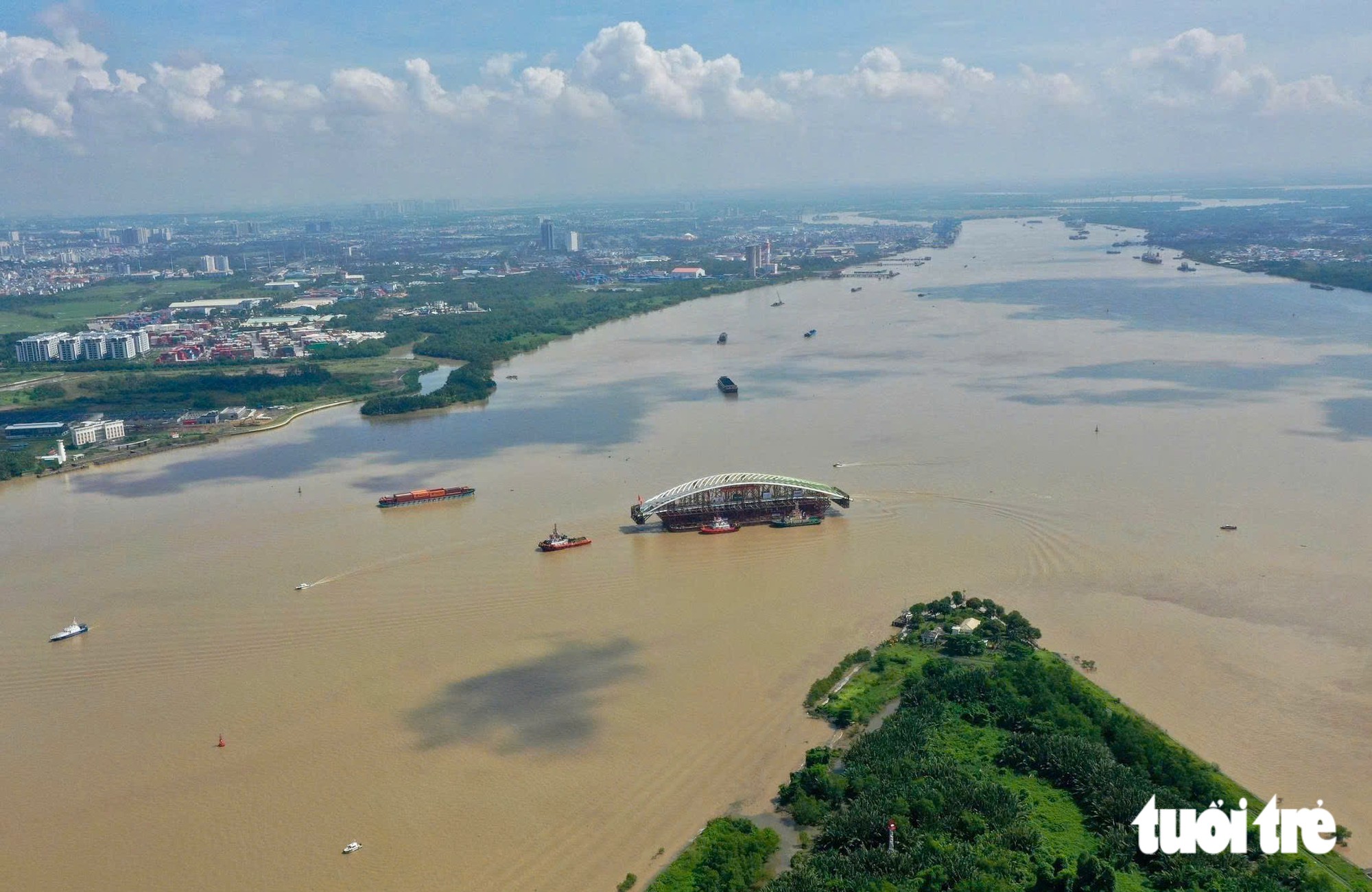 Hải trình 124km đưa
