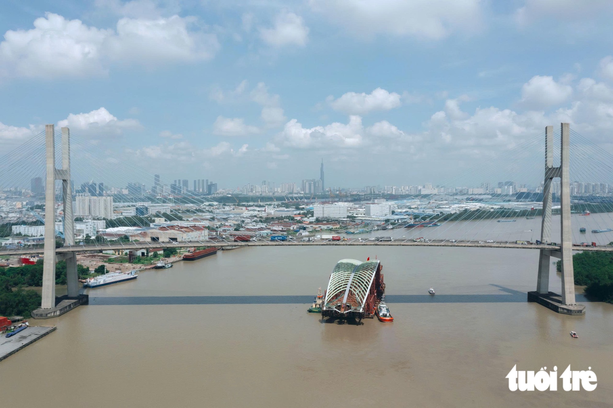 Hải trình 124km đưa