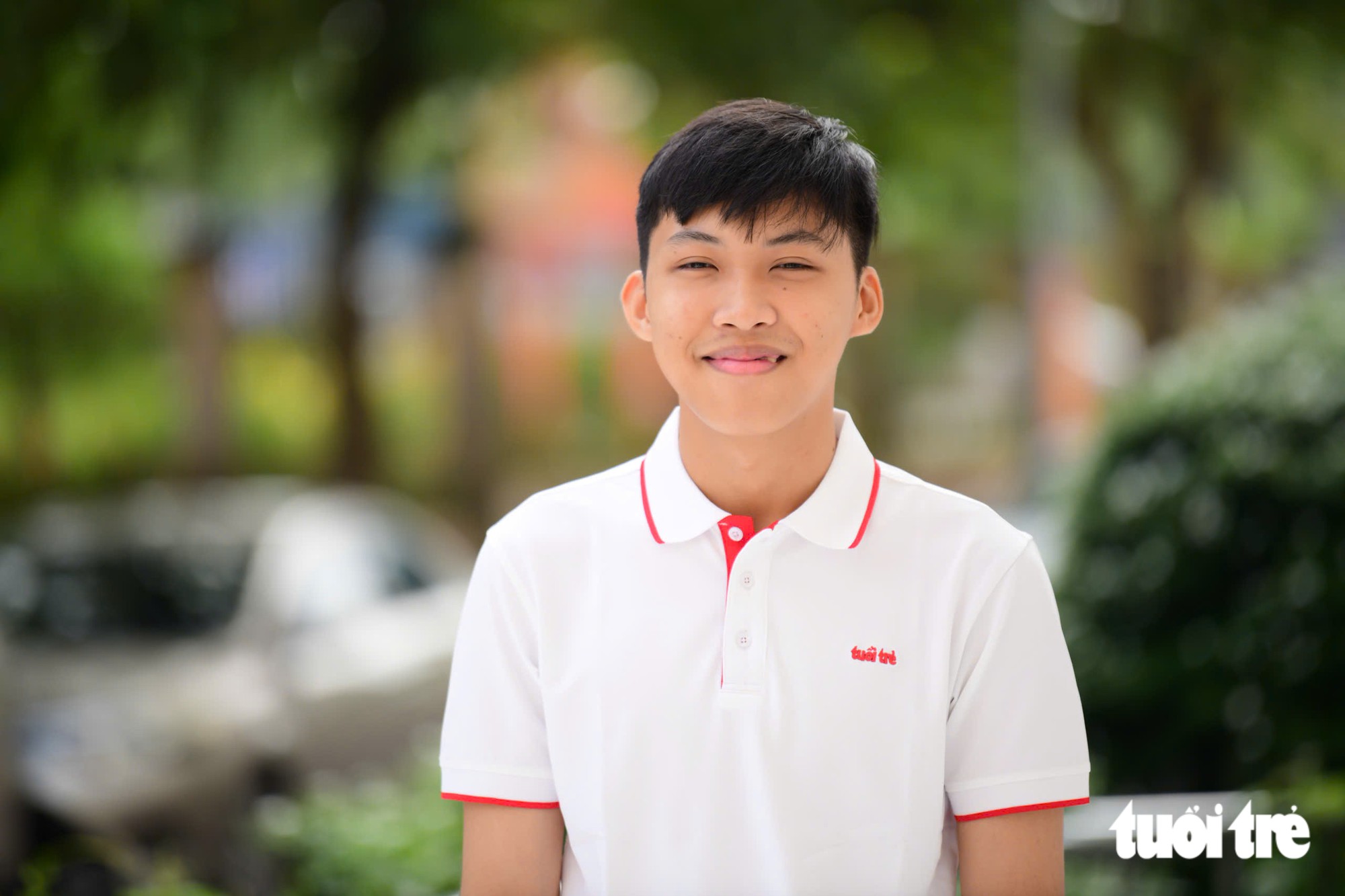 Tặng 50 triệu cho nữ SV chỉ trong 3 năm mồ côi cả mẹ cha, thi 26,75 điểm chọn hệ cao đẳng vì không có tiền - Ảnh 8.