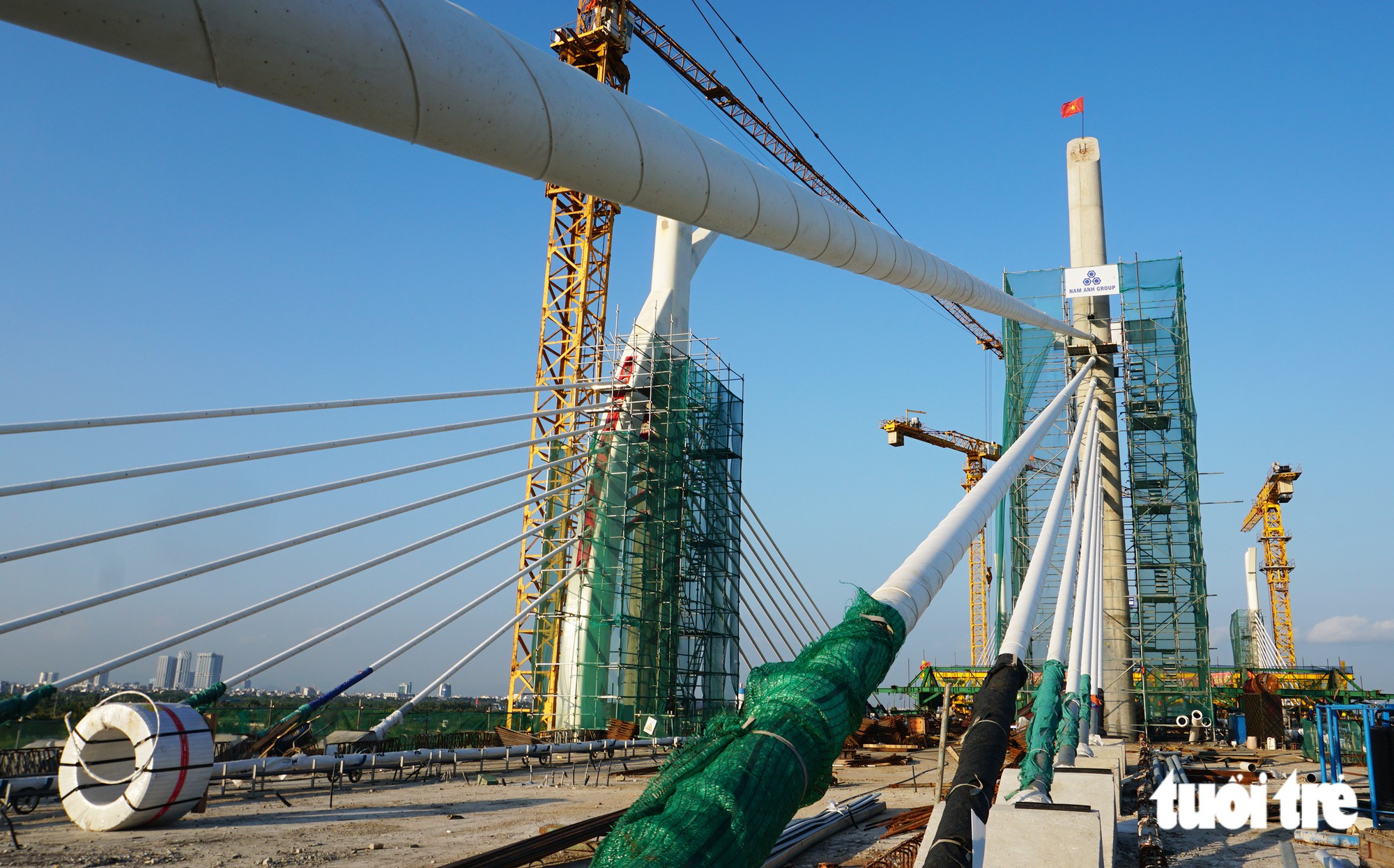 Cận cảnh cây cầu rộng nhất Hải Phòng trước ngày hợp long - Ảnh 14.