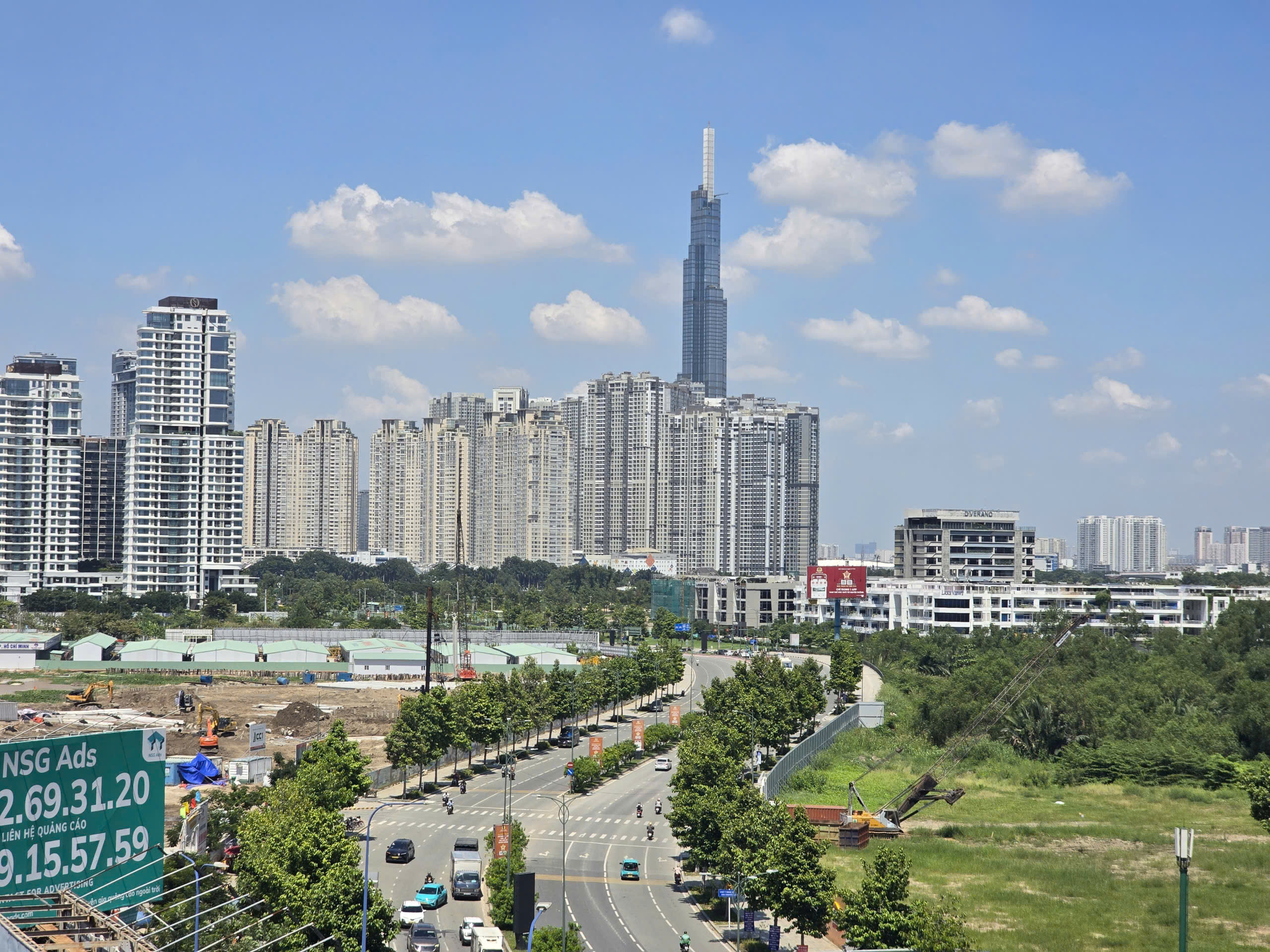 Bịt mặt hay che biển số xe vẫn có thể soi ra nhờ hạ tầng AI Facetory - Ảnh 1.