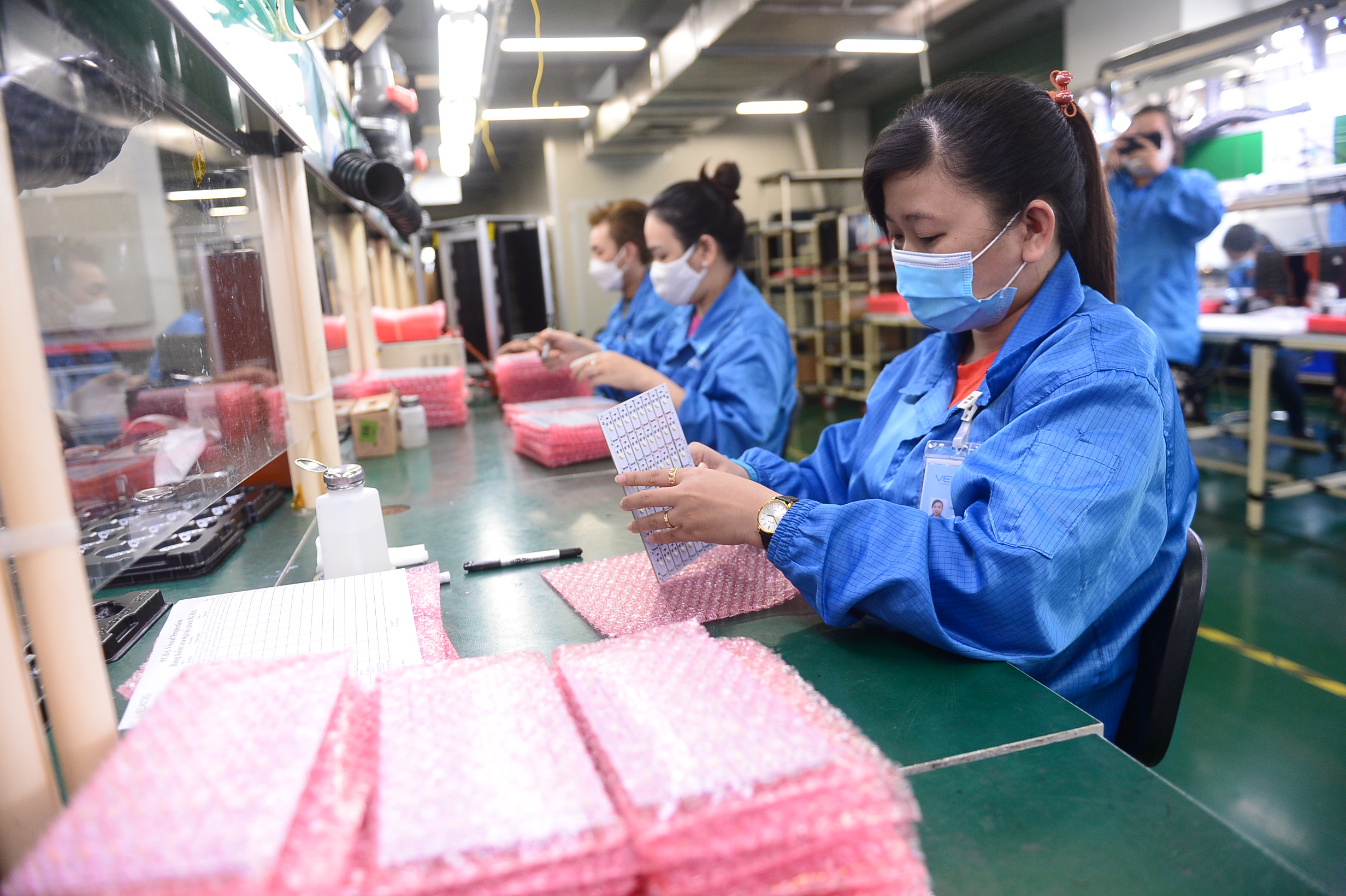 Diễn đàn Kinh tế Mùa thu 2026 - Hiến kế để TP.HCM tăng trưởng - Kỳ 2: Đưa dòng vốn cam kết thành động lực tăng trưởng - Ảnh 17.