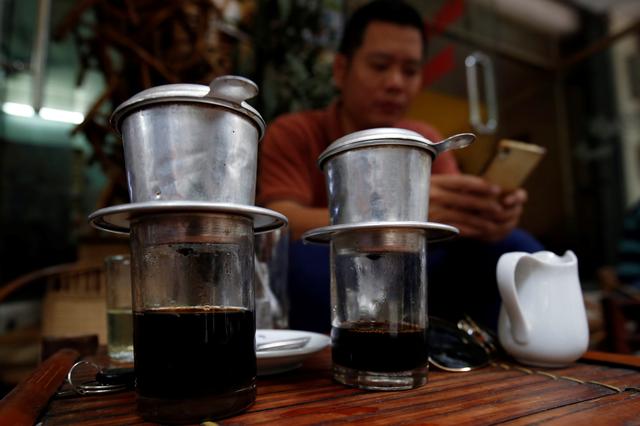 Can Vietnam turn its coffee culture into a nightlife magnet? - Ảnh 4.