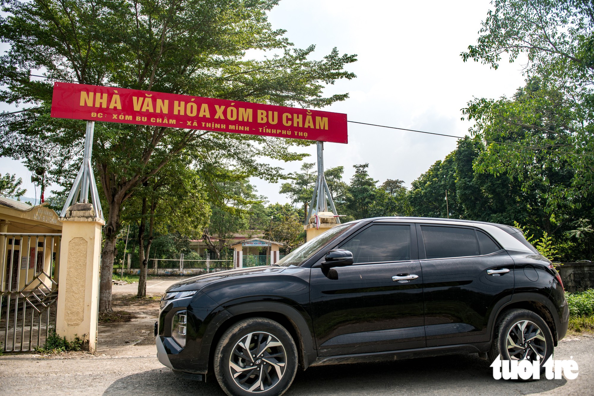Về xóm Mom, Bu Chằm, nơi dự kiến sáp nhập vào Hà Nội: 'Thủ đô sắp có nhà sàn, mặc quần một ống' - Ảnh 18.