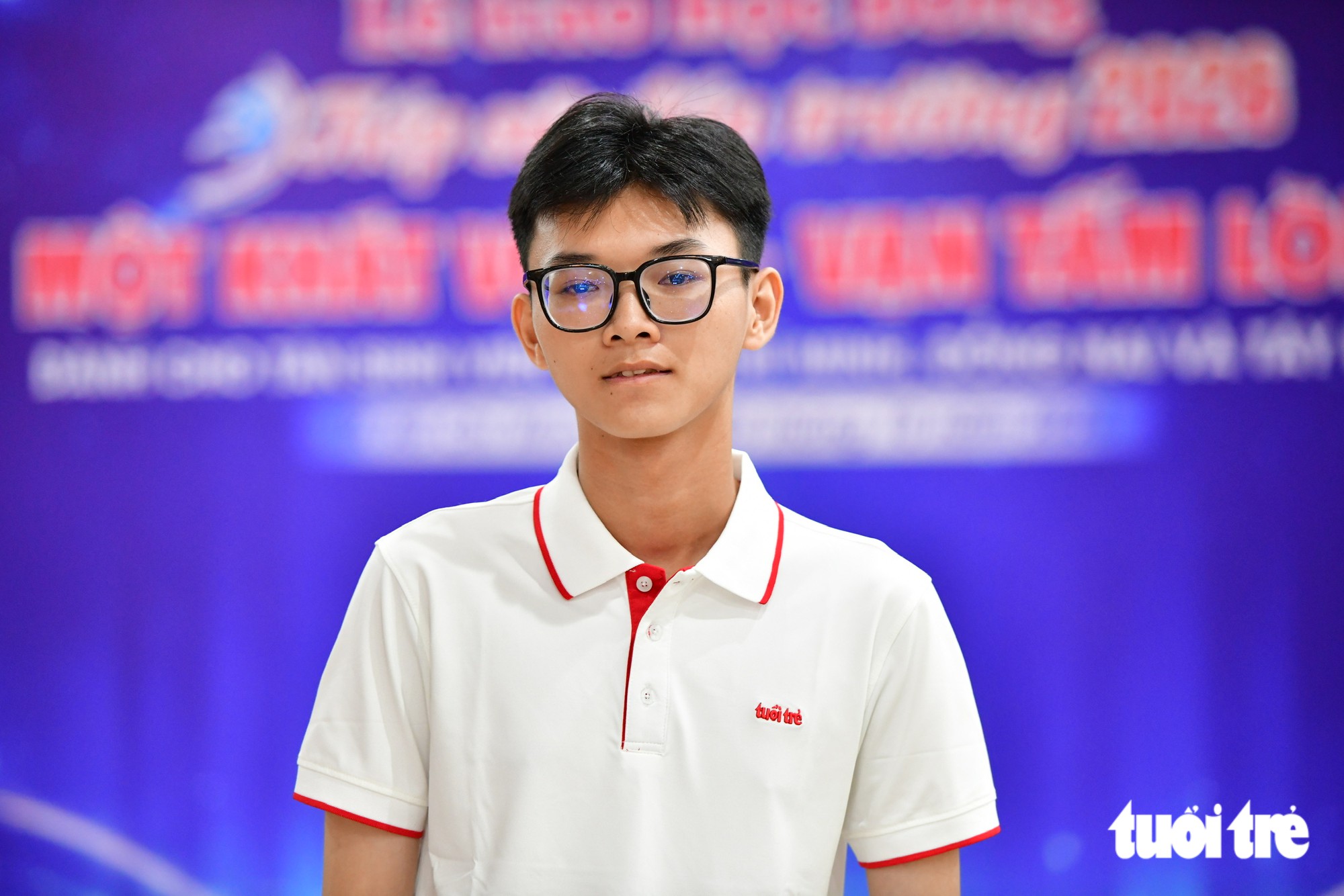Tặng 50 triệu, miễn học phí 4 năm cho nữ SV làm thêm chăm mẹ: 'Mẹ ung thư nhưng không phải là gánh nặng' - Ảnh 17.