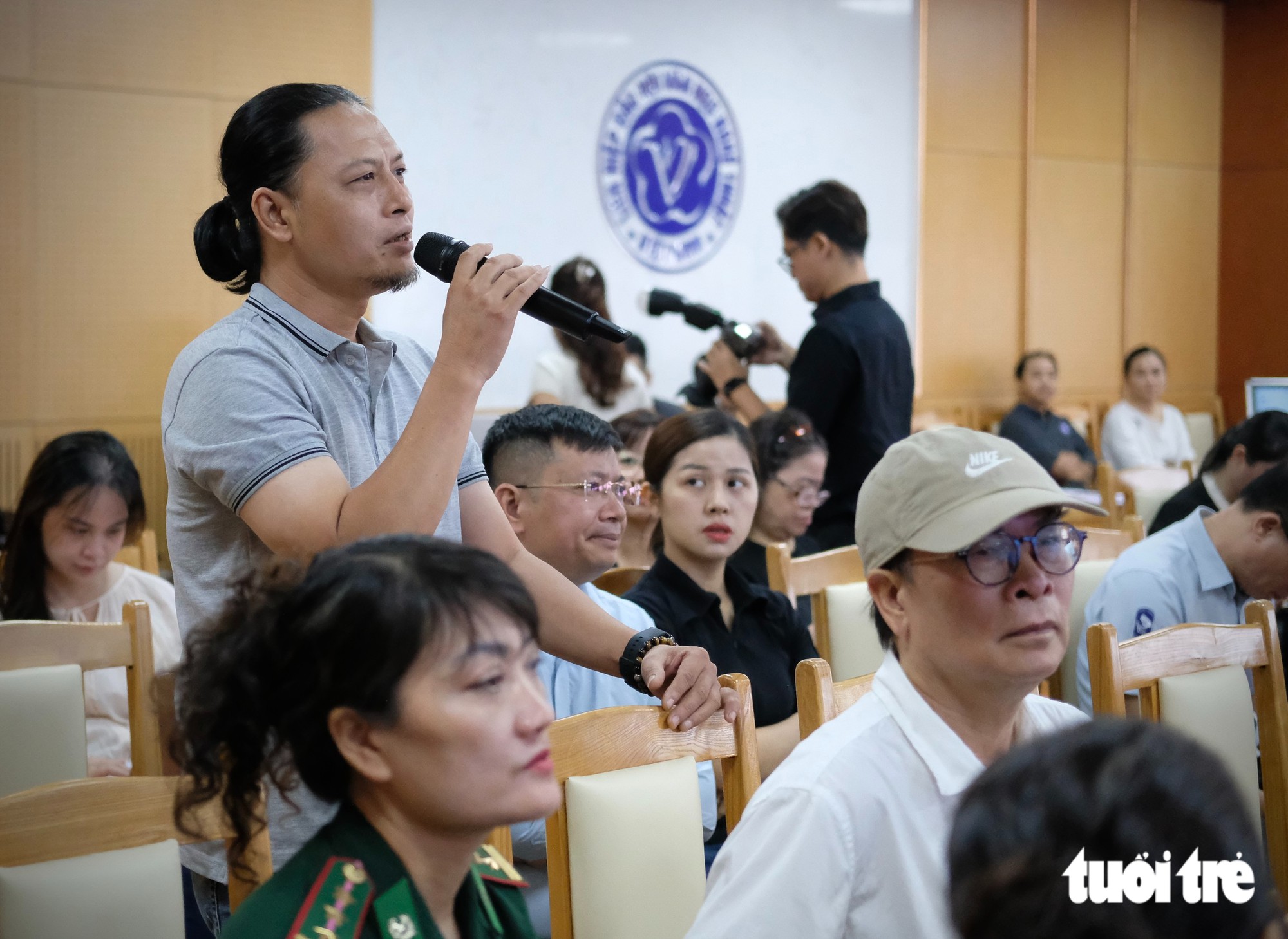 Chủ tịch Hội Nhạc sĩ Việt Nam cũng bị ‘đánh gậy’ bản quyền ca khúc của mình - Ảnh 2.