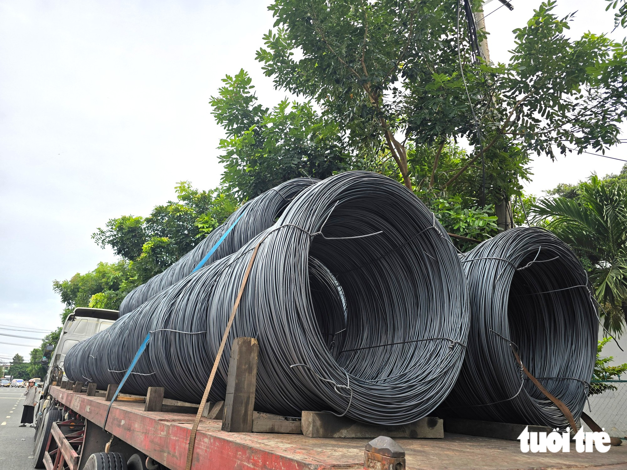 Giá thép liên tục tăng, nhà thầu 'căng mình' tính toán vì lời 2% đã khó - Ảnh 1.