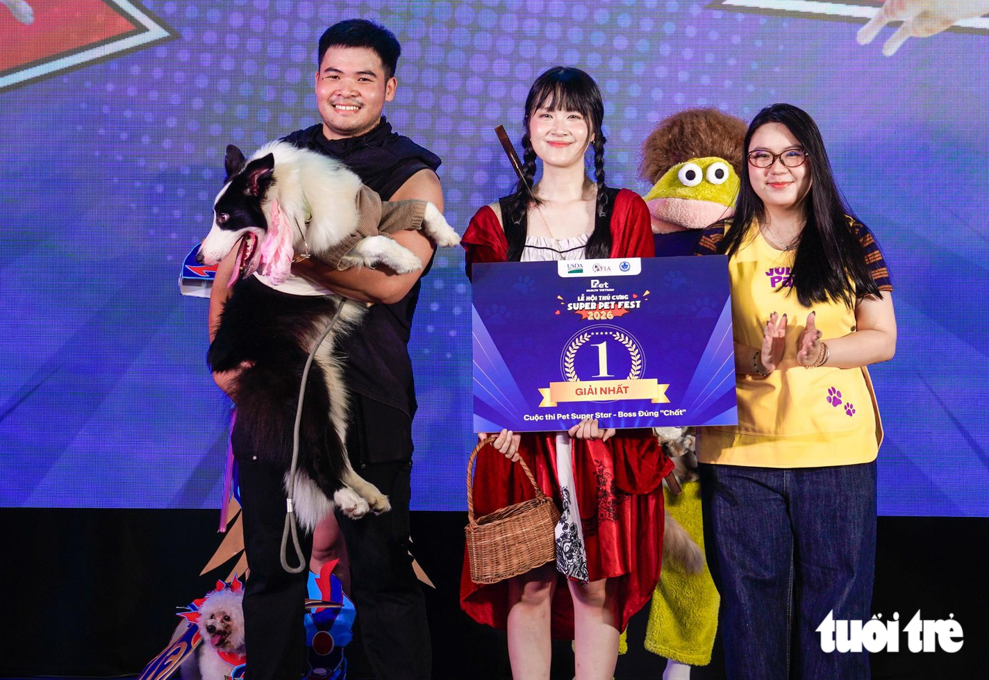 Dàn thú cưng hóa trang Halloween, tranh tài trên sàn diễn Super Pet Fest - Ảnh 2.