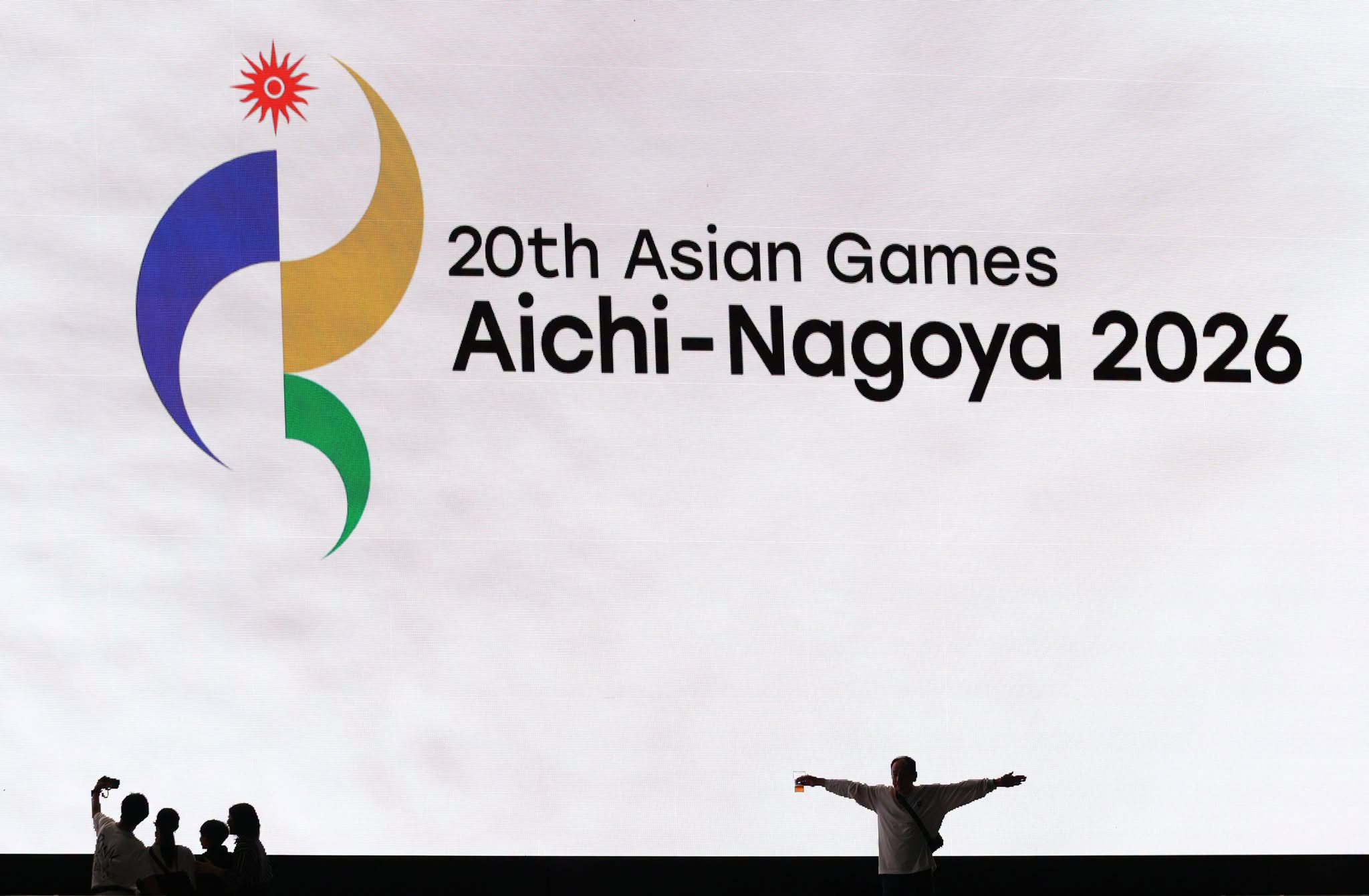 Chùm ảnh bế mạc Asiad 20: Ngắn gọn nhưng đầy màu sắc - Ảnh 3.