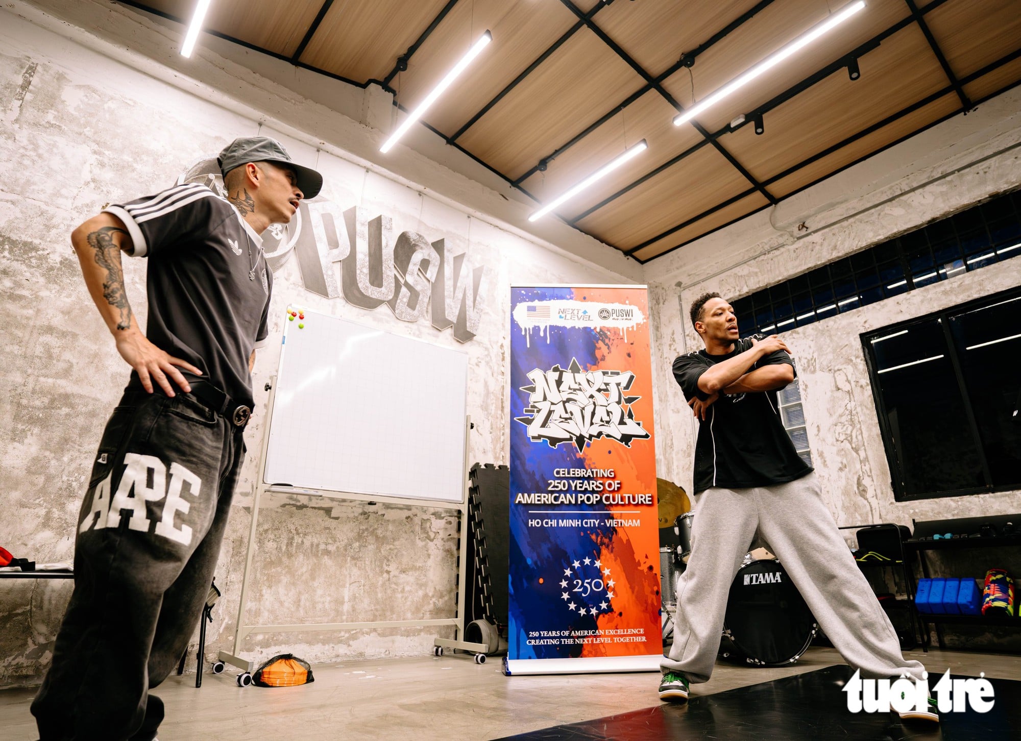 Acclaimed American breaking artist: Vietnamese dancers have the foundation and personality to go global - Ảnh 4.