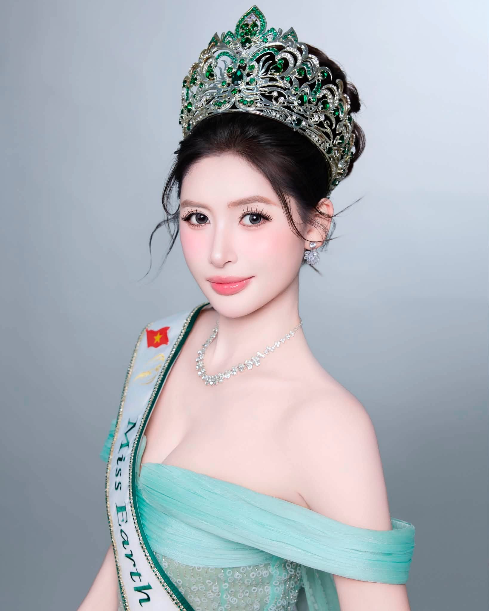 Phạm Hoàng Thu Uyên: Chuẩn bị cho Miss Earth không chỉ là chuyện sắc vóc - Ảnh 3.