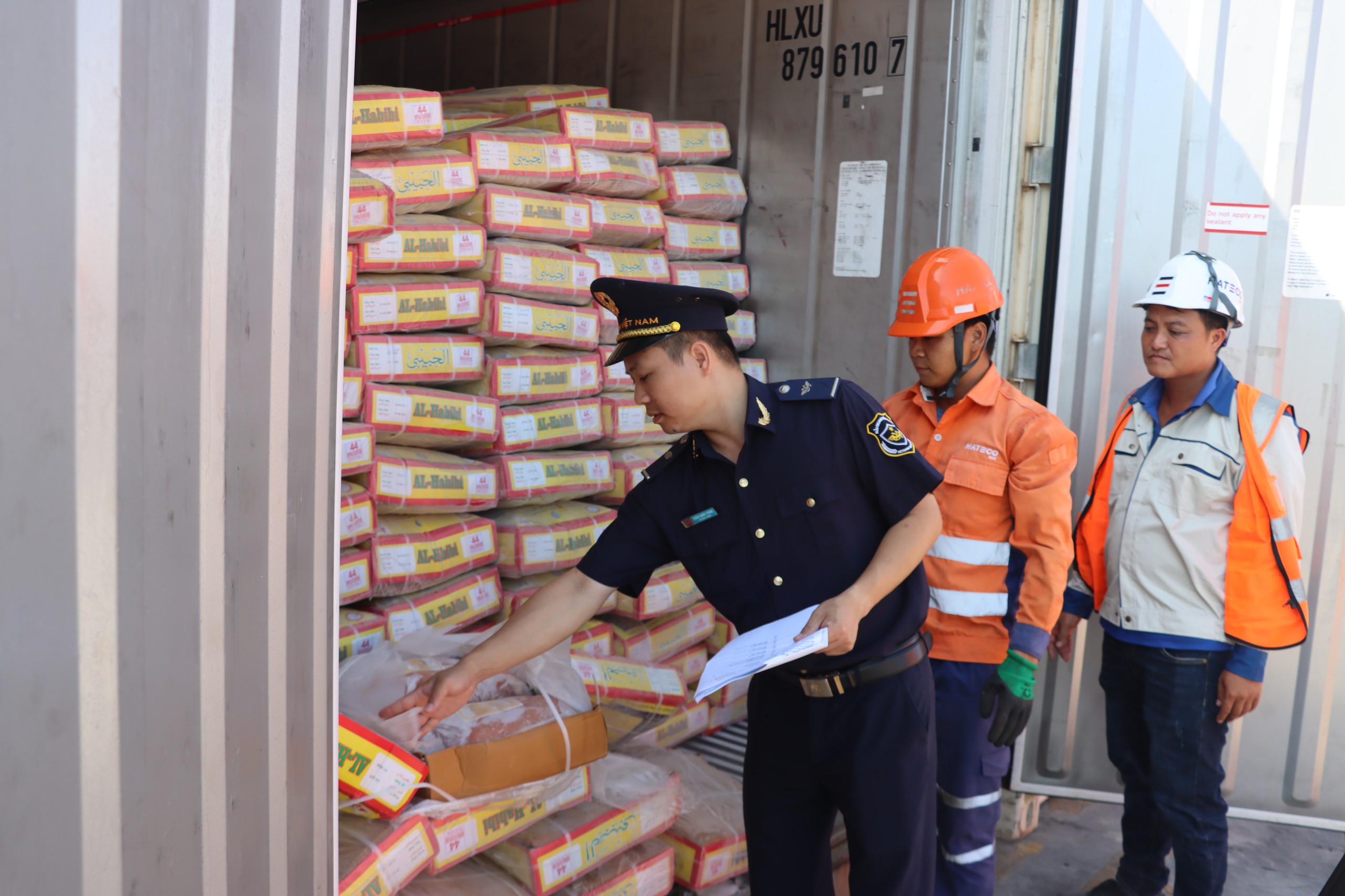 Làn sóng thịt nhập siêu rẻ: Sức hút thịt trâu, Việt Nam chi gần 500 triệu USD trong 7 tháng - Ảnh 1.