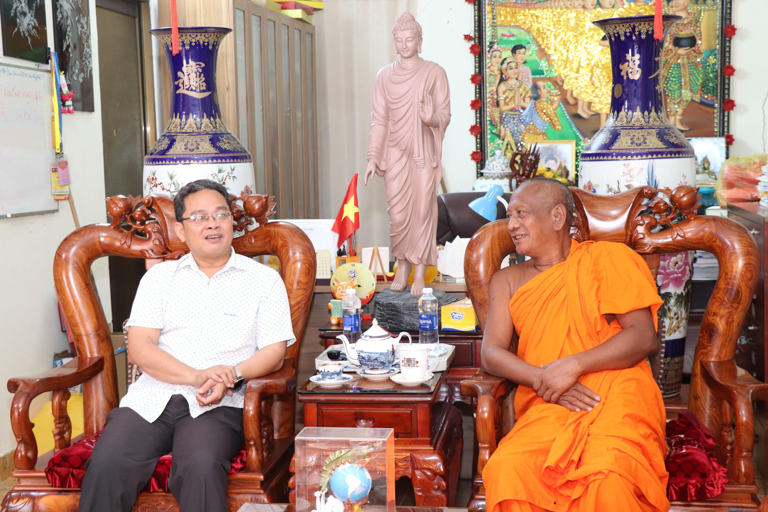 Lãnh đạo Mặt trận Tổ quốc TP.HCM thăm các chùa Khmer dịp Sen Dolta - Ảnh 1.