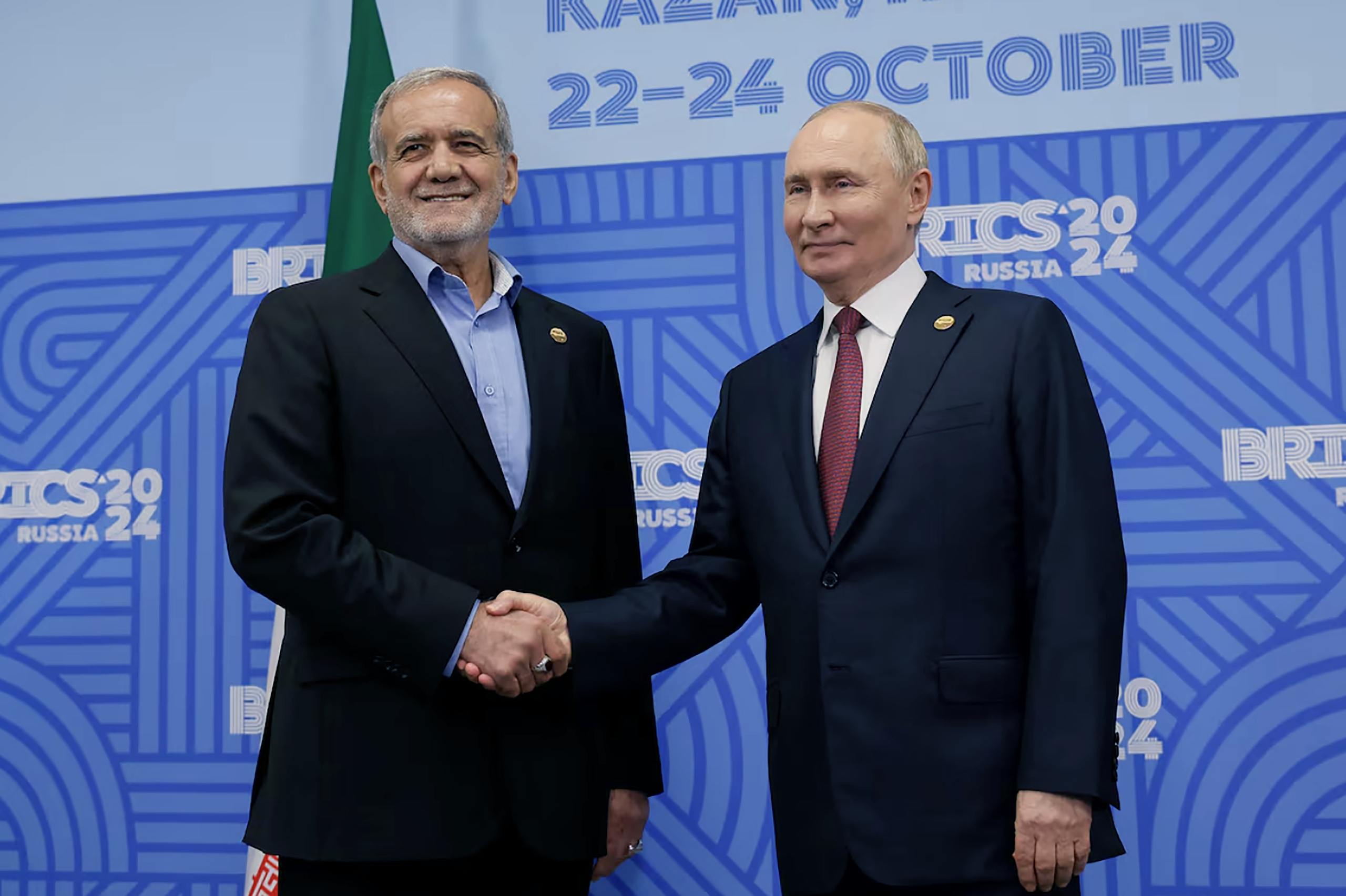 Điện đàm với Tổng thống Iran, ông Putin nói Mỹ và Israel cần bồi thường chiến tranh - Ảnh 2.