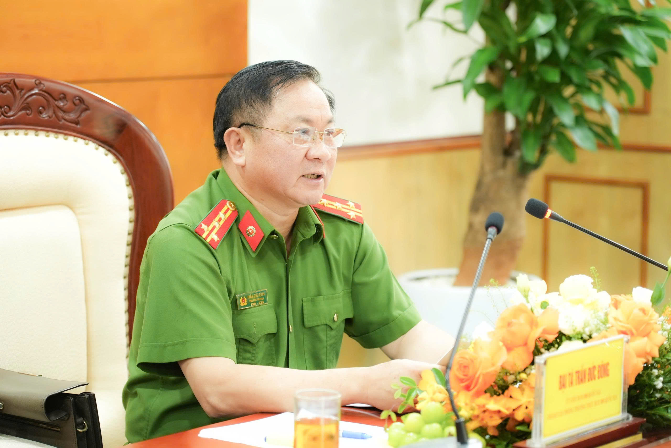 Thuốc, thực phẩm chức năng giả len lỏi bán trên mạng - Ảnh 1.
