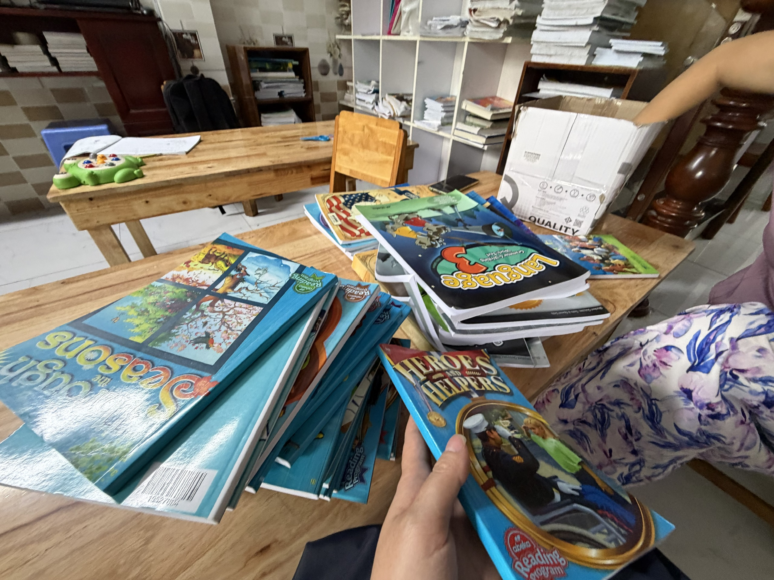 Ma trận homeschooling: Bản hợp đồng 'cầm dao đằng lưỡi' và những cơ sở 'chui'… chuẩn quốc tế - Ảnh 5.