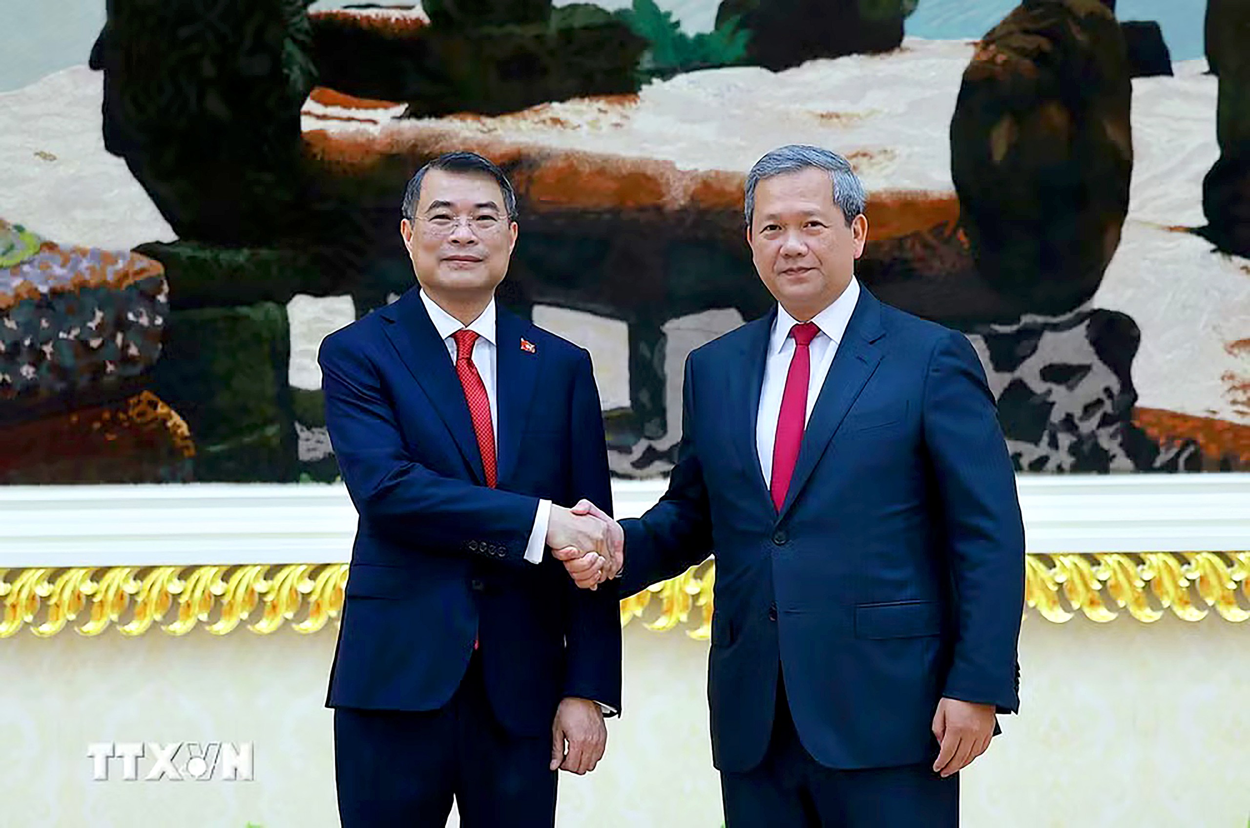 Thủ tướng Hun Manet chủ trì lễ đón Thủ tướng Lê Minh Hưng - Ảnh 6.