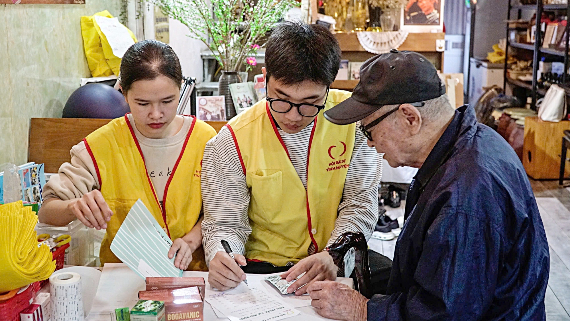 quán cà phê - Ảnh 1.