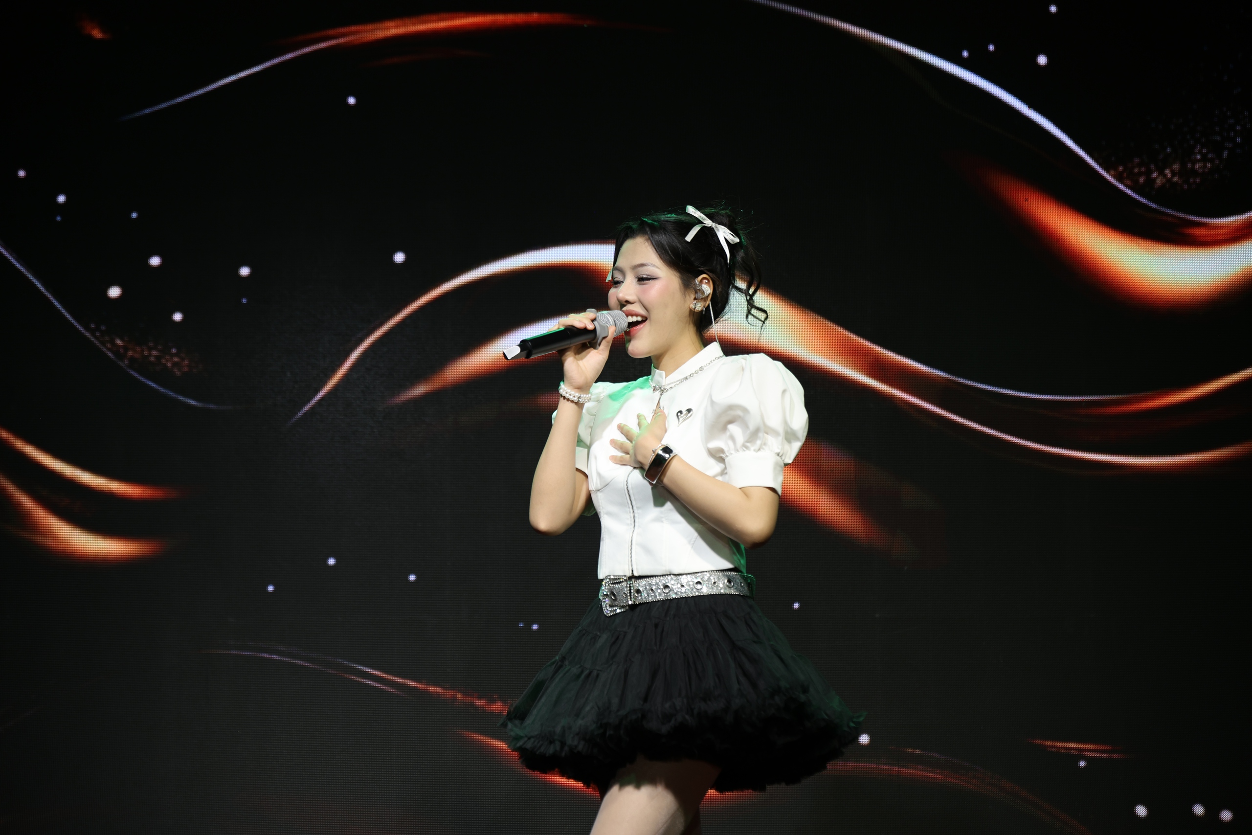 Dàn anh trai, em xinh hội tụ tại hội xuân Trường THCS Gò Vấp- Ảnh 12.