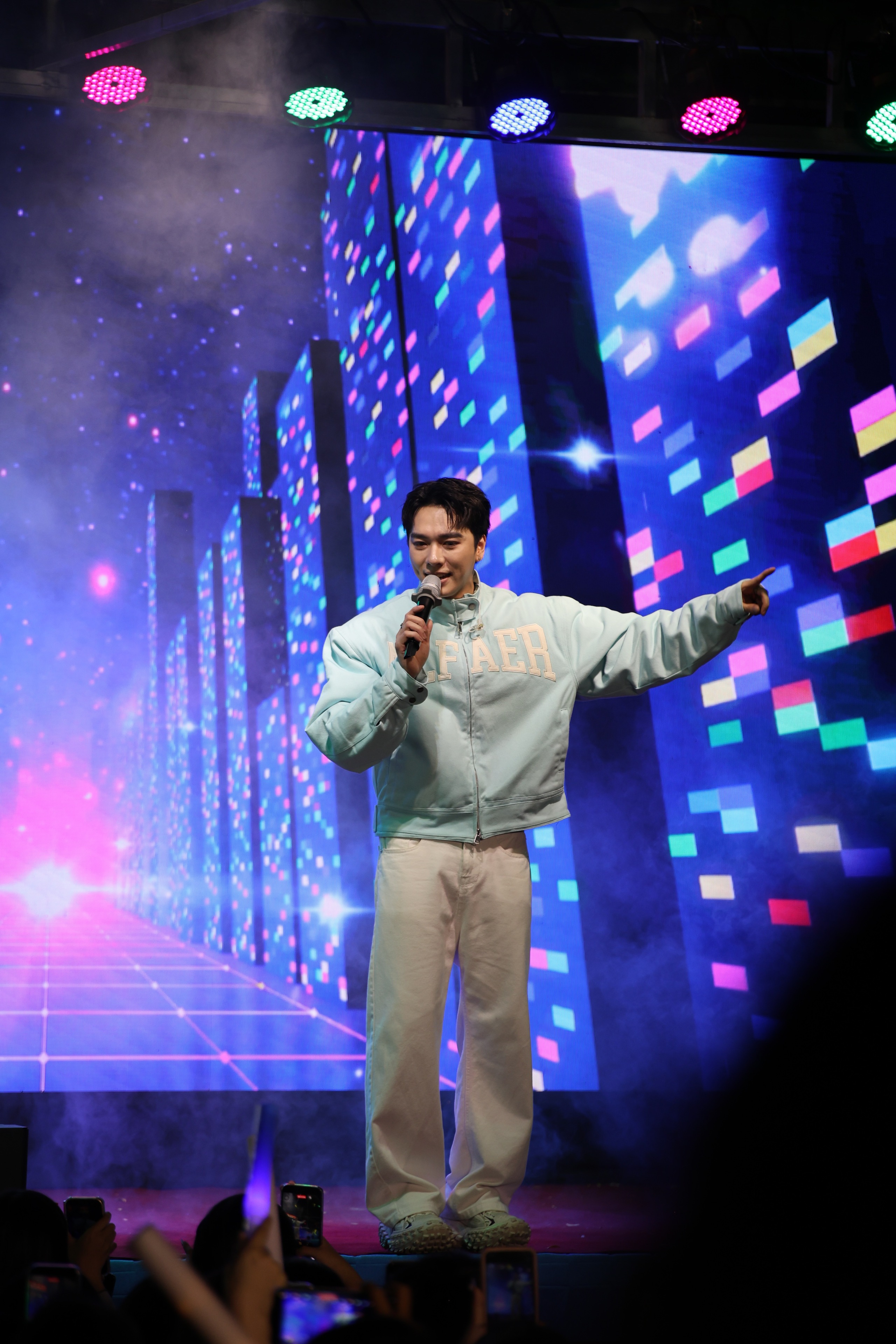 Dàn anh trai, em xinh hội tụ tại hội xuân Trường THCS Gò Vấp- Ảnh 14.