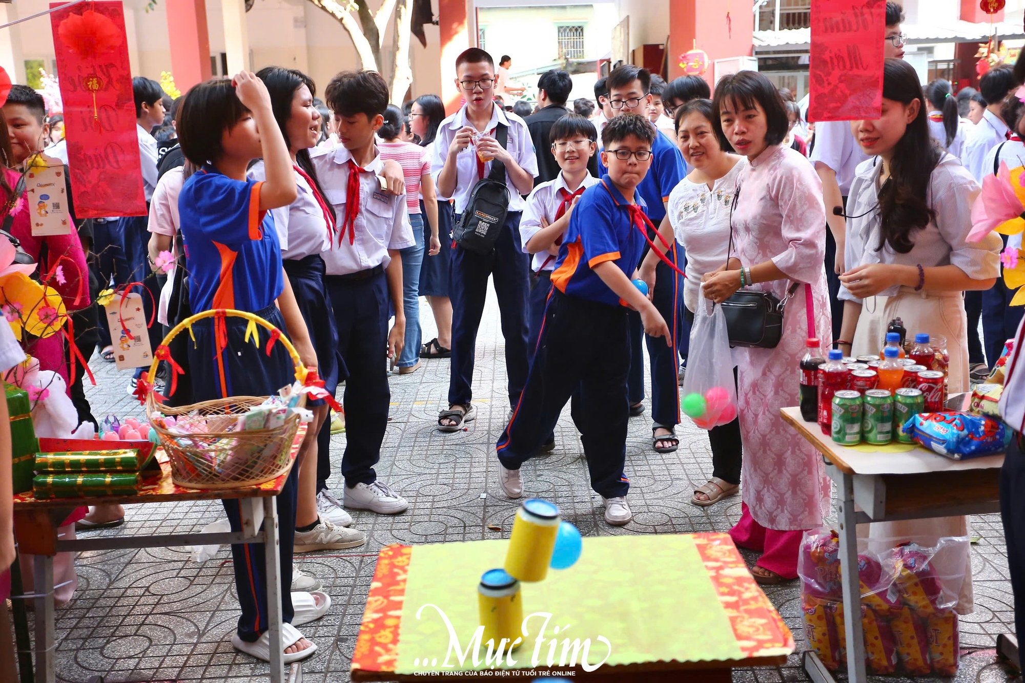 Không gian văn hóa, ẩm thực đặc sắc tại Hội xuân Bính Ngọ 2026 Trường THCS Hoàng Văn Thụ- Ảnh 14.