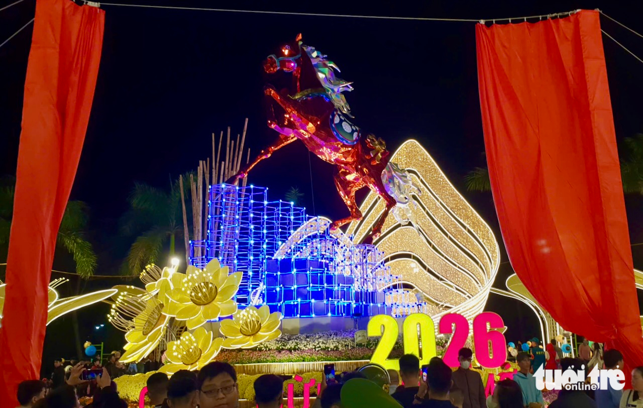 du khách - Ảnh 2.