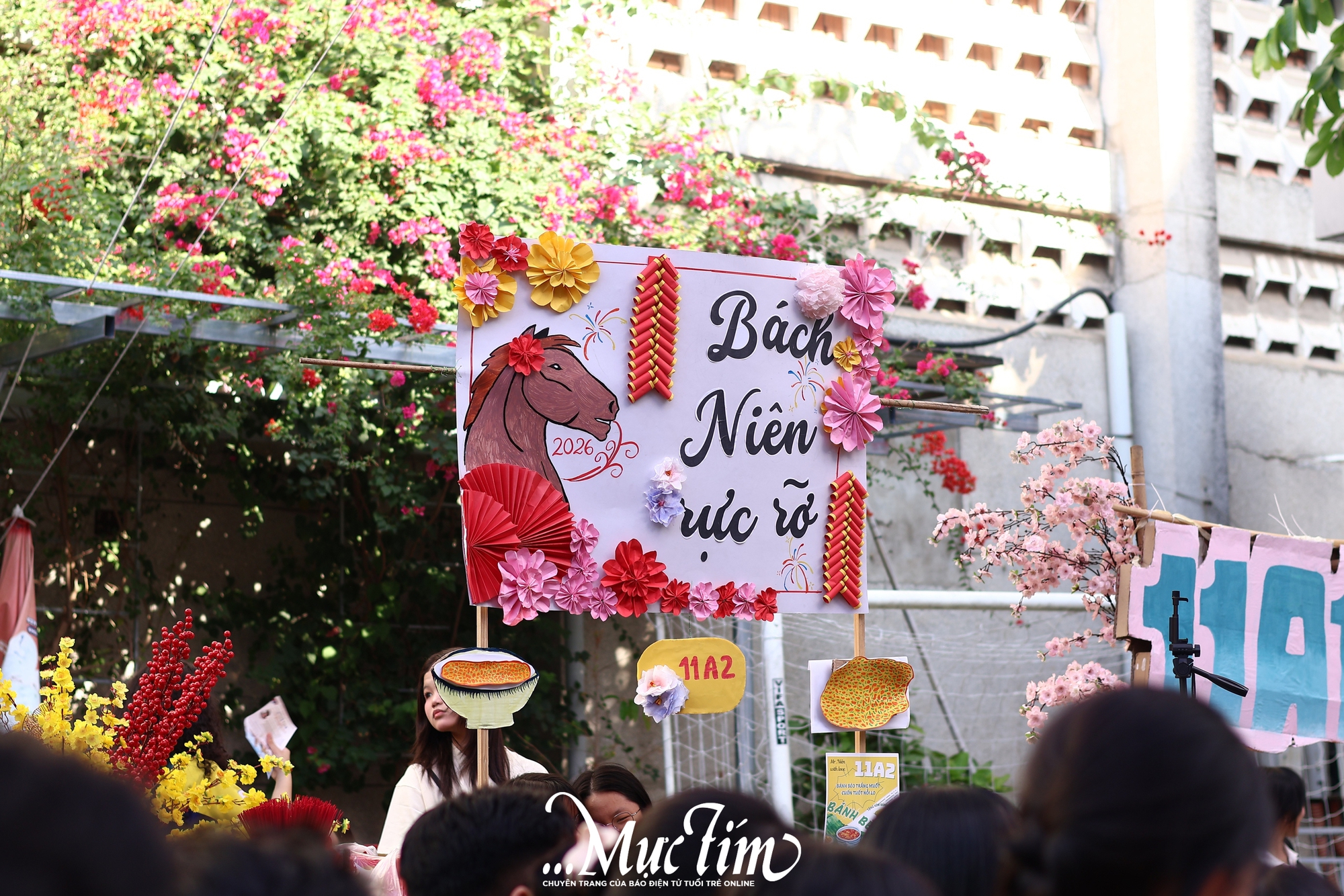 Khi Tết được làm nên từ bàn tay của những ‘nghệ nhân học trò’- Ảnh 12.