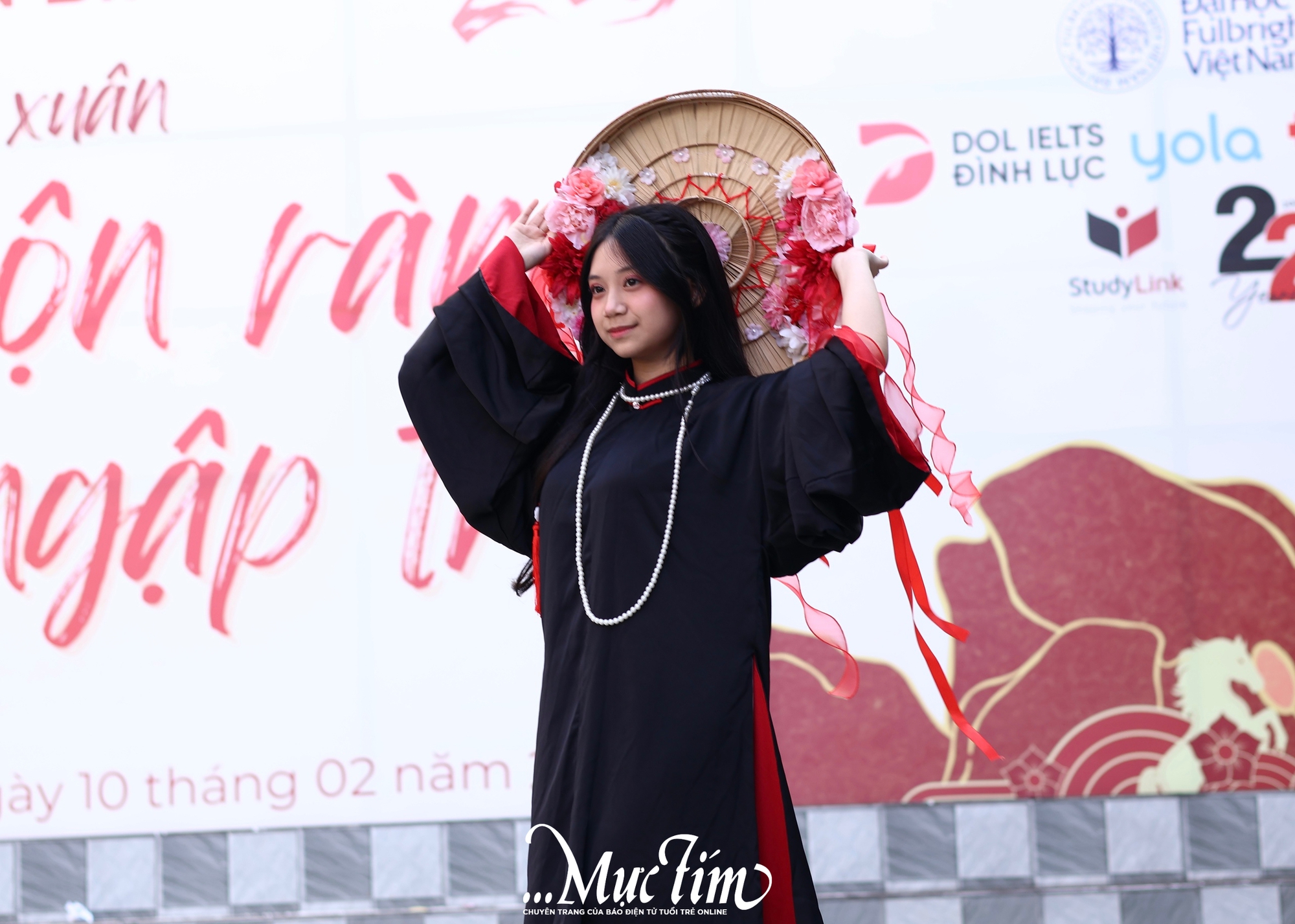 Khi Tết được làm nên từ bàn tay của những ‘nghệ nhân học trò’- Ảnh 6.