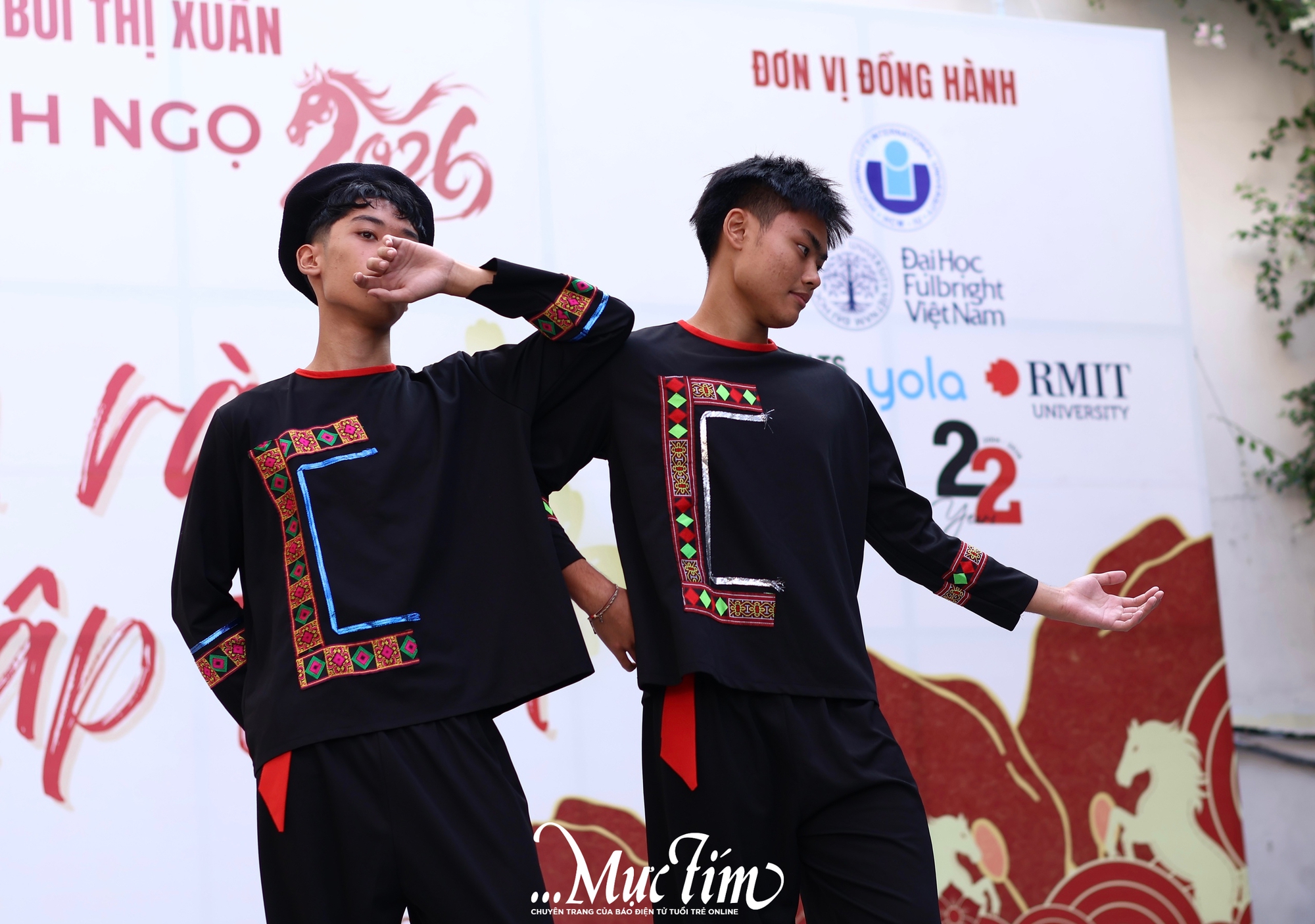 Khi Tết được làm nên từ bàn tay của những ‘nghệ nhân học trò’- Ảnh 7.