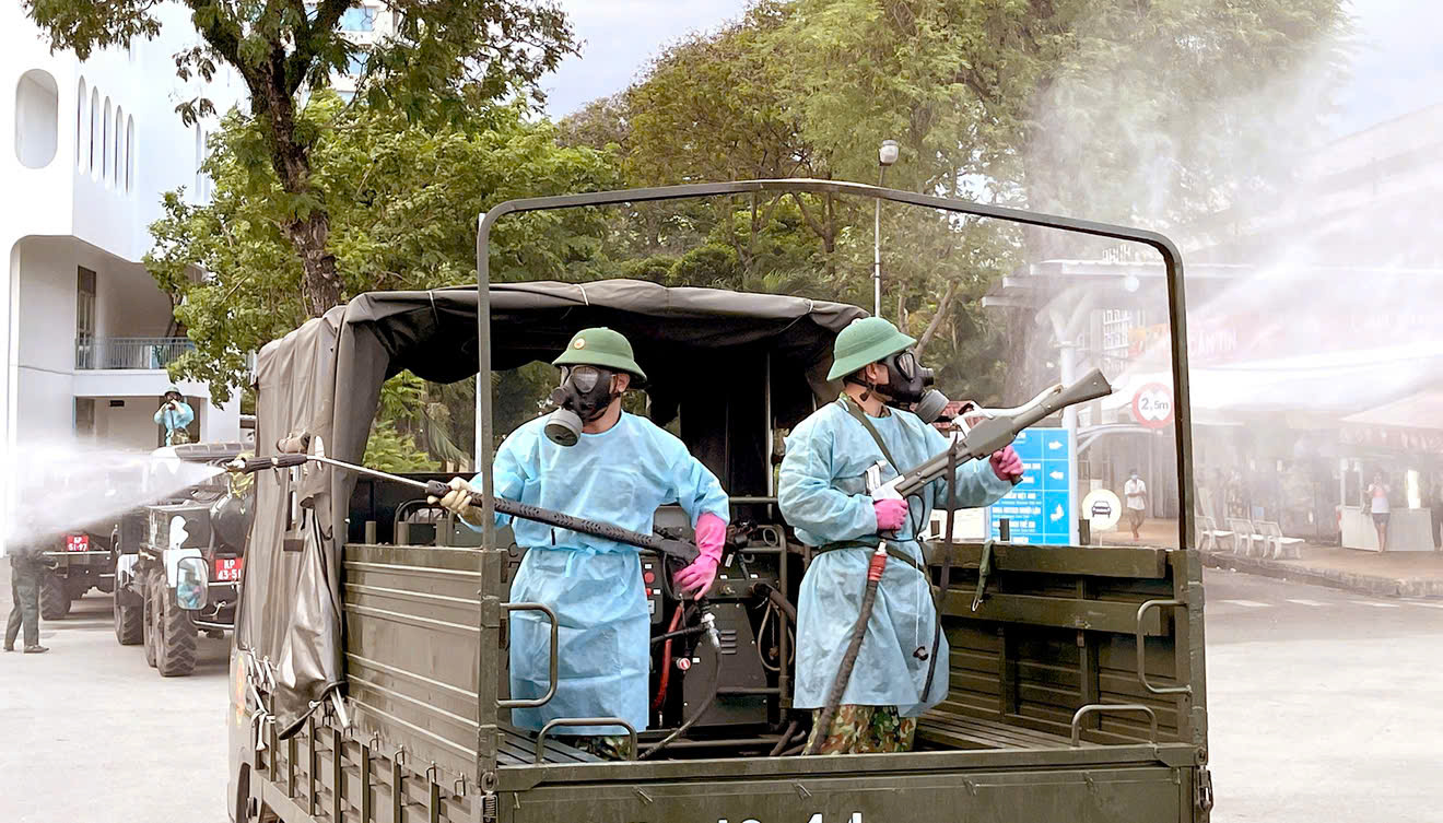 Bệnh viện cổ nhất Việt Nam đón nhận Huân chương Lao động hạng nhất - Ảnh 5.