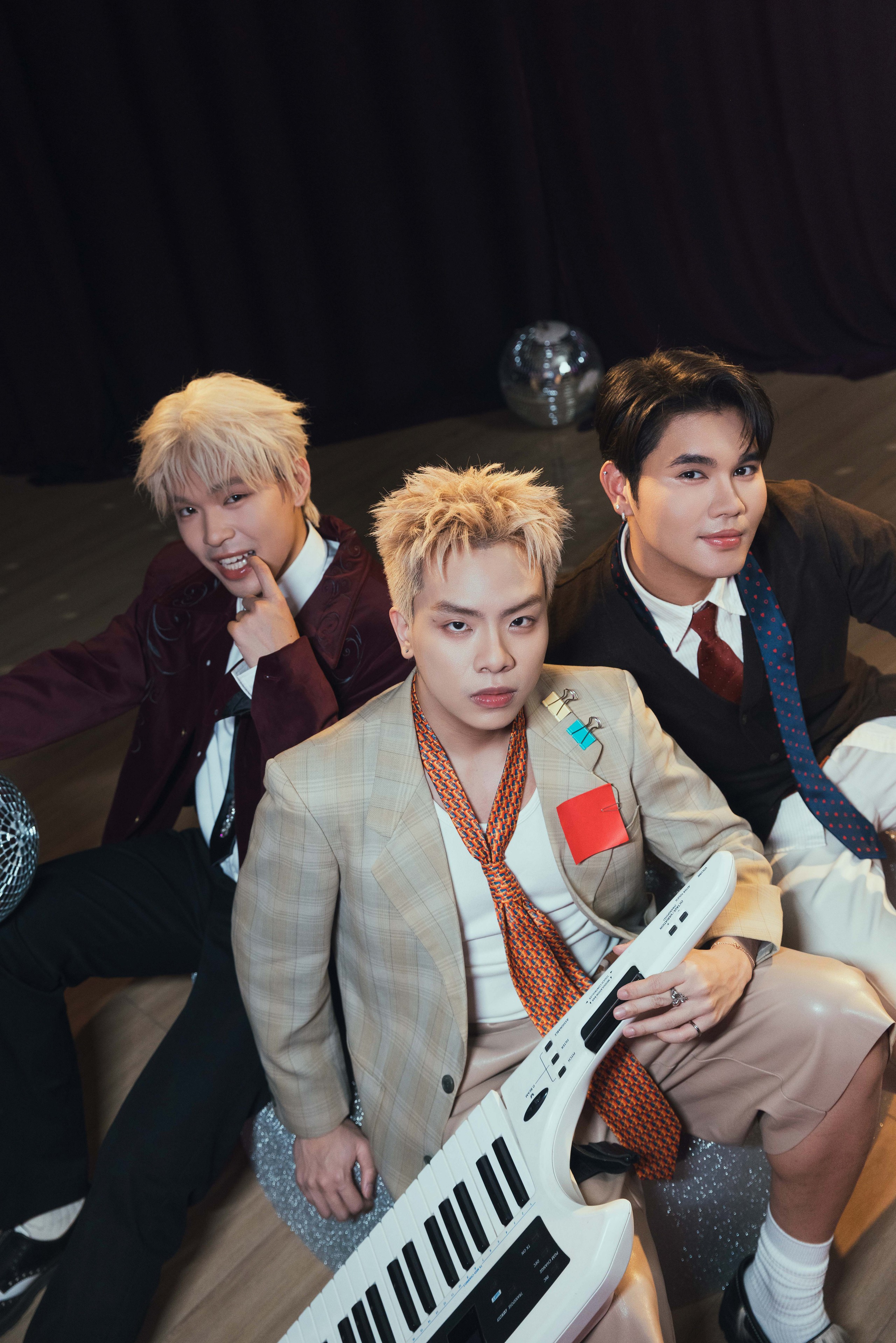 Hứa Kim Tuyền ra mắt ca khúc Valentine, giọng hát chính được tuyển chọn theo cách bất ngờ - Ảnh 1.