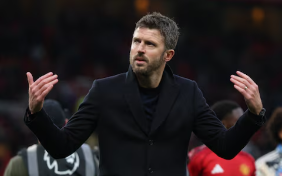HLV Carrick bất mãn hàng công Man United dù kéo dài mạch bất bại