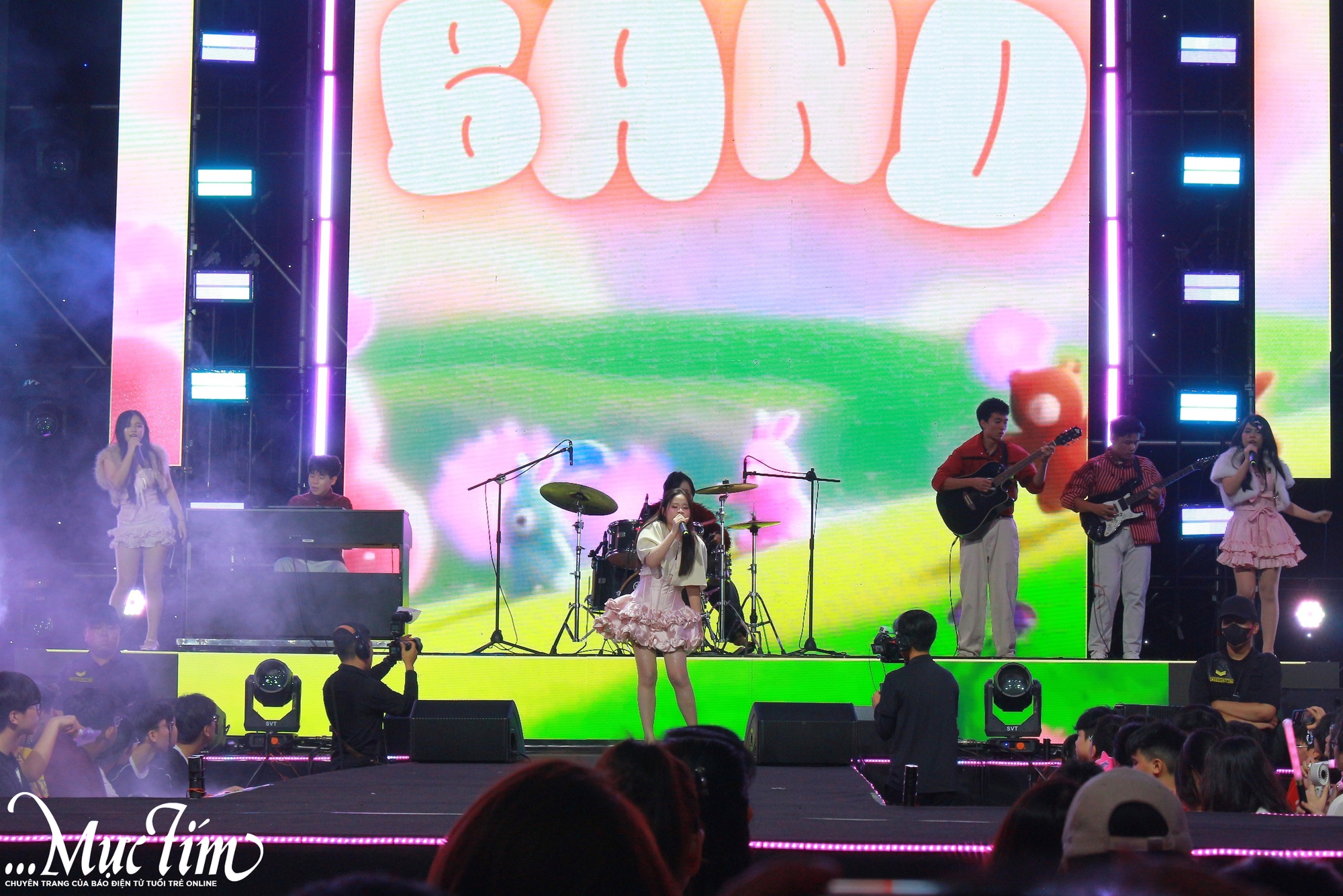 Bùng nổ đêm concert của học trò Trường TH, THCS và THPT Trí Đức- Ảnh 3.