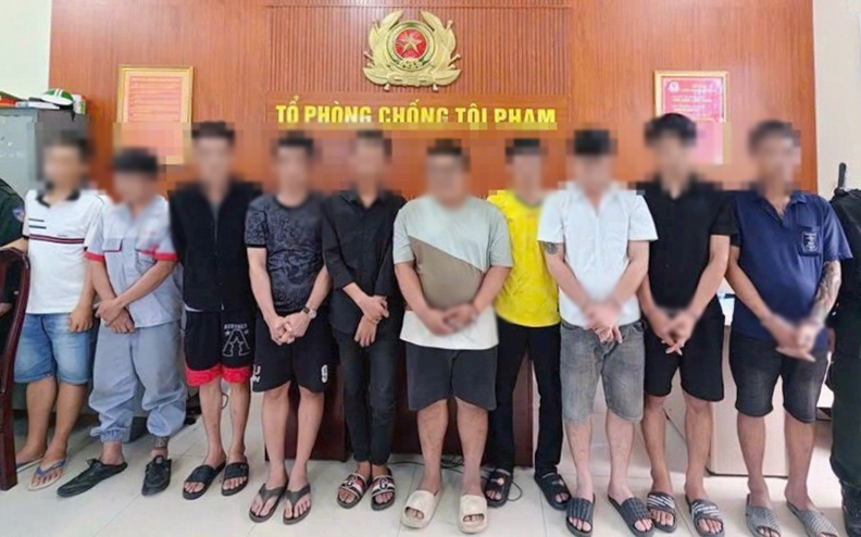 Xem clip phá án ma túy, thanh niên bình luận 'còn bố mày nữa bắt luôn đi”, kết quả bị khởi tố - Ảnh 2.