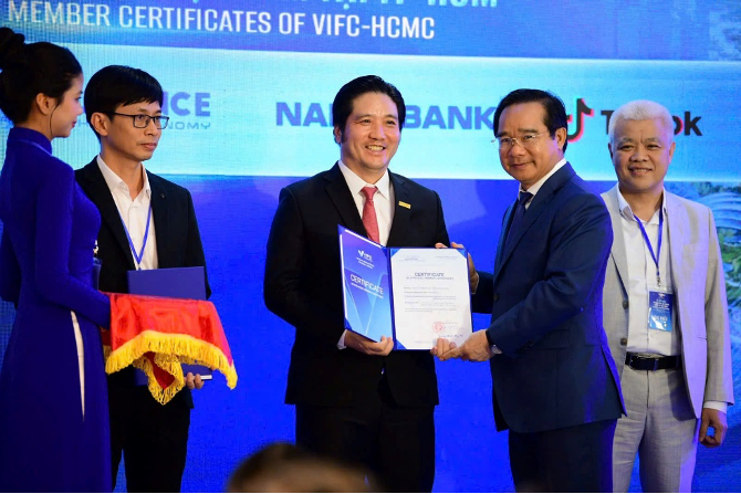 Nam A Bank - nhà đầu tư chiến lược Trung tâm Tài chính quốc tế Việt Nam tại TP.HCM - Ảnh 1.
