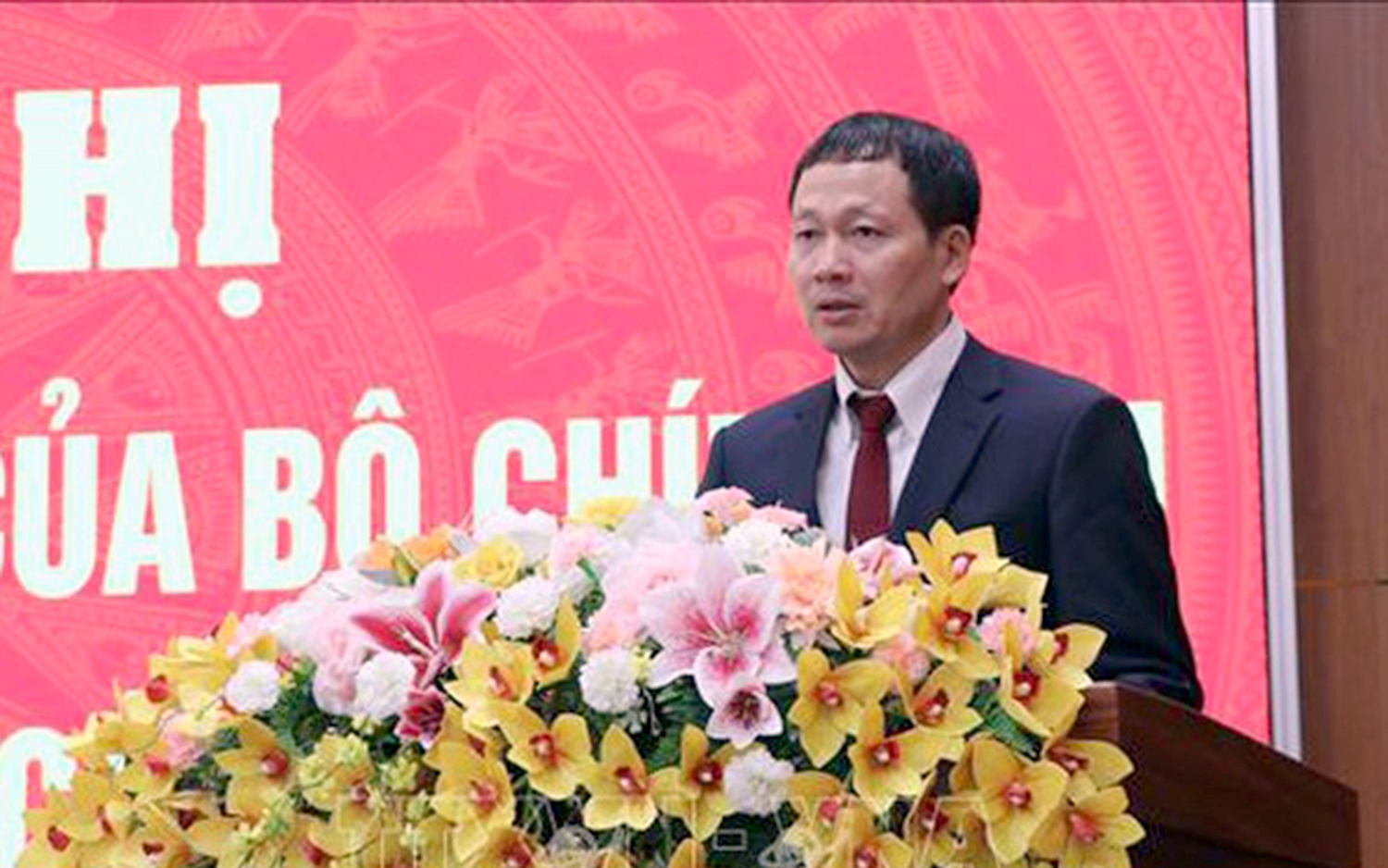 Ông Vũ Hồng Văn nhận 100% tín nhiệm từ cử tri ứng cử Quốc hội khóa XVI
