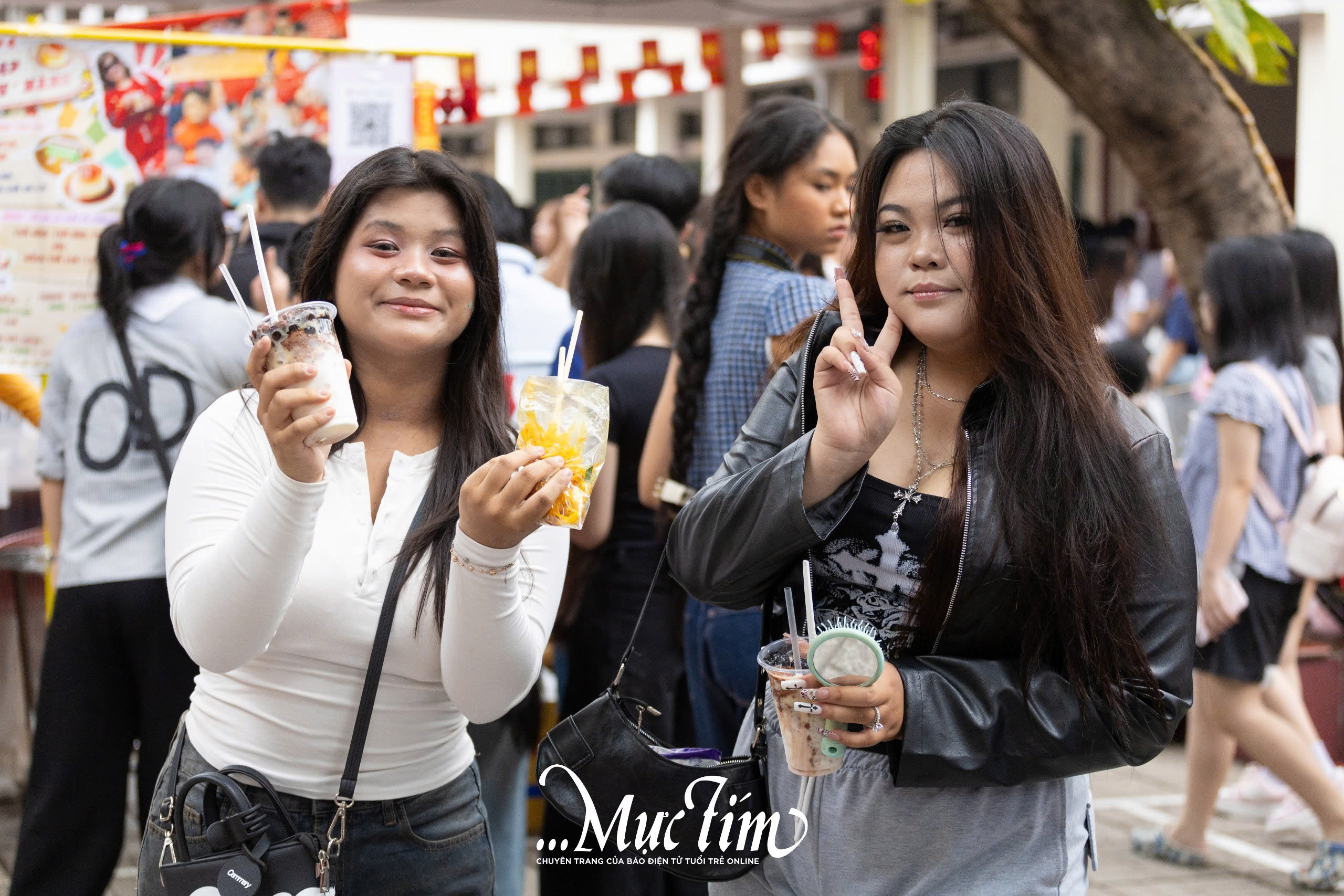 ‘Cháy’ sạch hơn 5.000 vé, hội xuân học trò rộn ràng như một phiên chợ Tết- Ảnh 23.