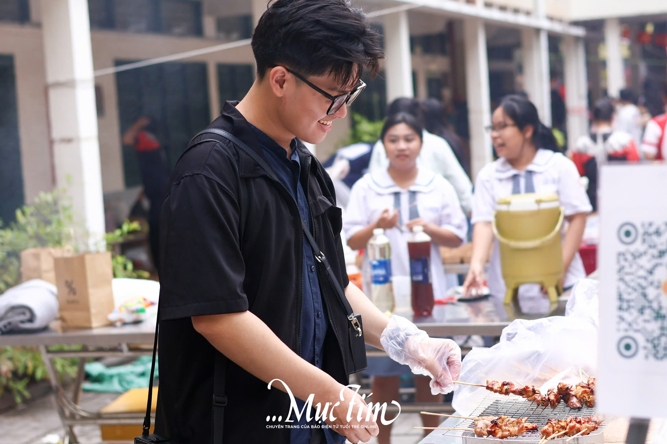 ‘Cháy’ sạch hơn 5.000 vé, hội xuân học trò rộn ràng như một phiên chợ Tết- Ảnh 5.