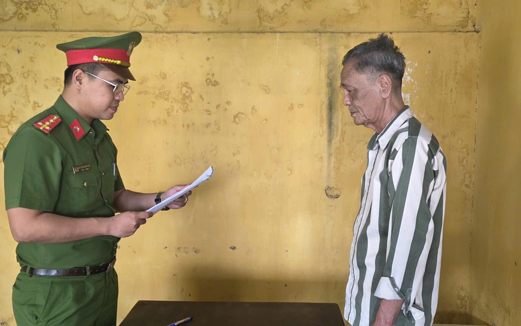 Cựu Phó Chủ Tịch Phường Đà Nẵng Bị Khởi Tố Vì Làm Giả Hồ Sơ Đất Đai