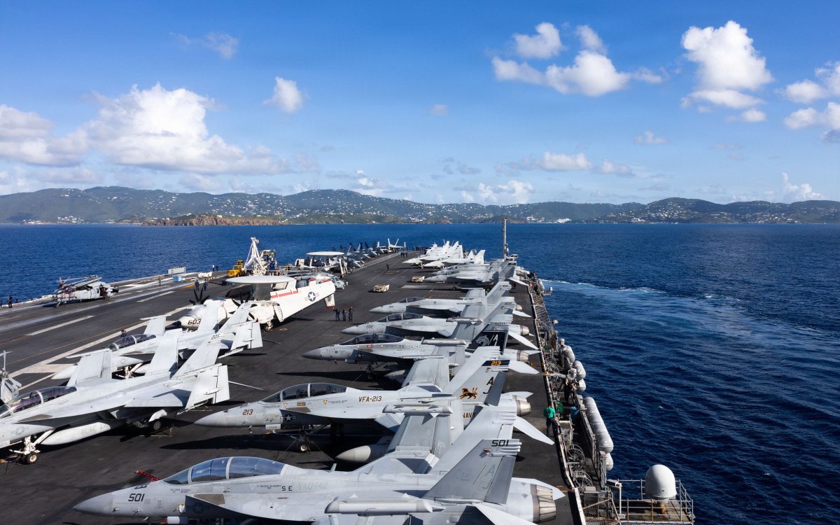 Mỹ Điều Tàu Sân Bay USS Gerald R. Ford Tới Trung Đông Giữa Căng Thẳng Với Iran