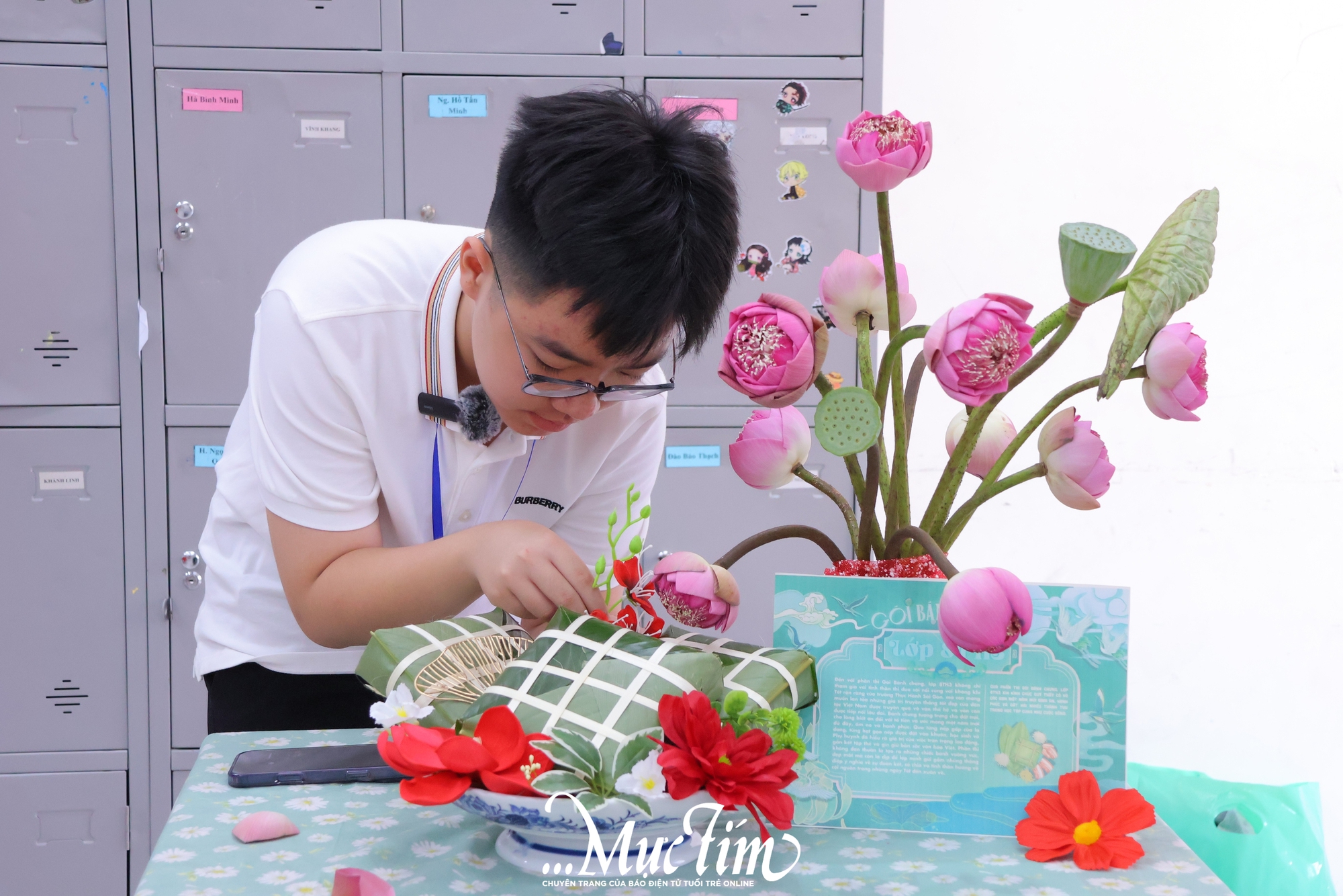 Học sinh Trường Trung học Thực hành Sài Gòn gói bánh chưng, gửi trọn yêu thương ngày Tết - Ảnh 4.