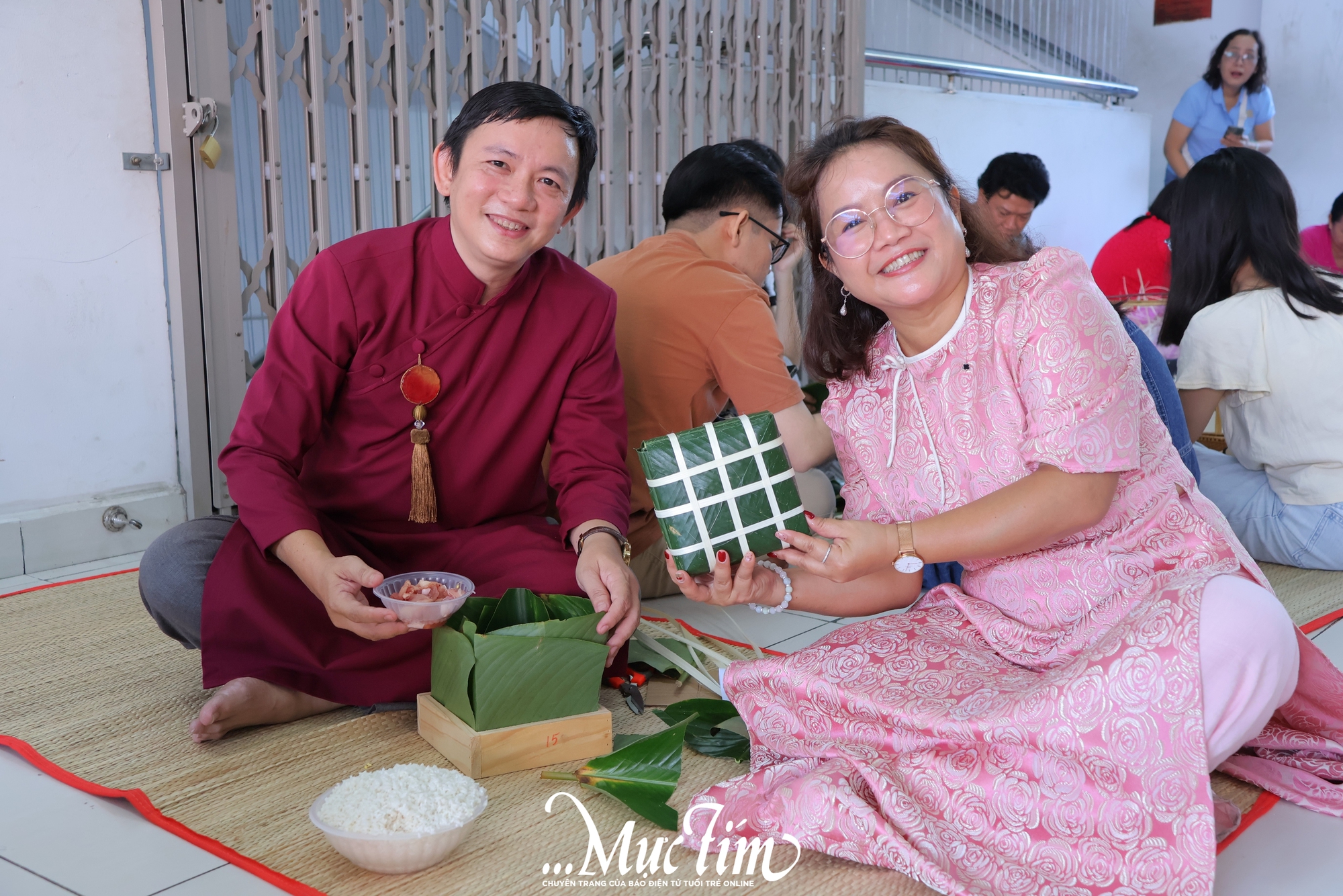 Học sinh Trường Trung học Thực hành Sài Gòn gói bánh chưng, gửi trọn yêu thương ngày Tết - Ảnh 13.